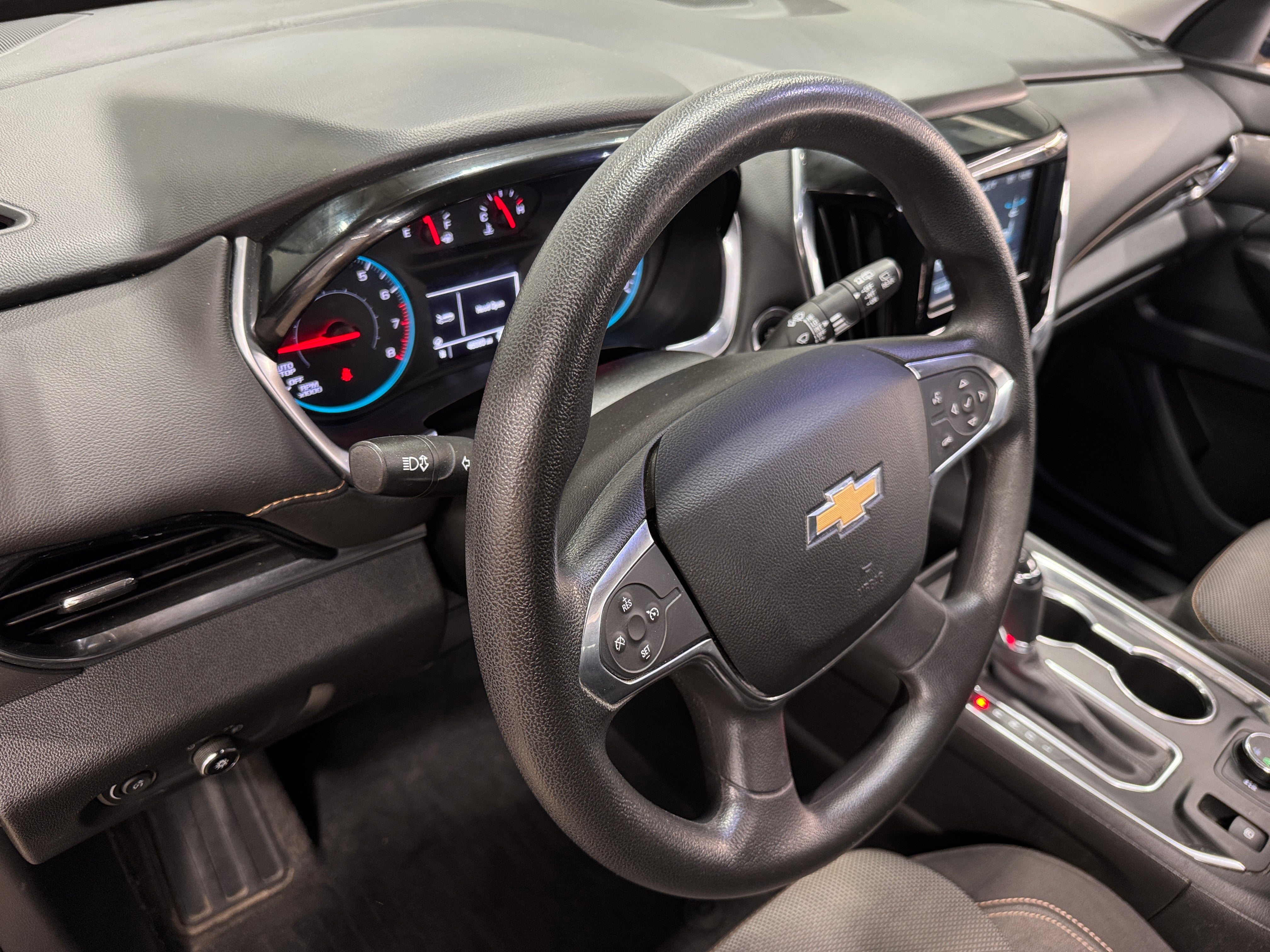 Thumbnail: 2019 Chevrolet Traverse - 3