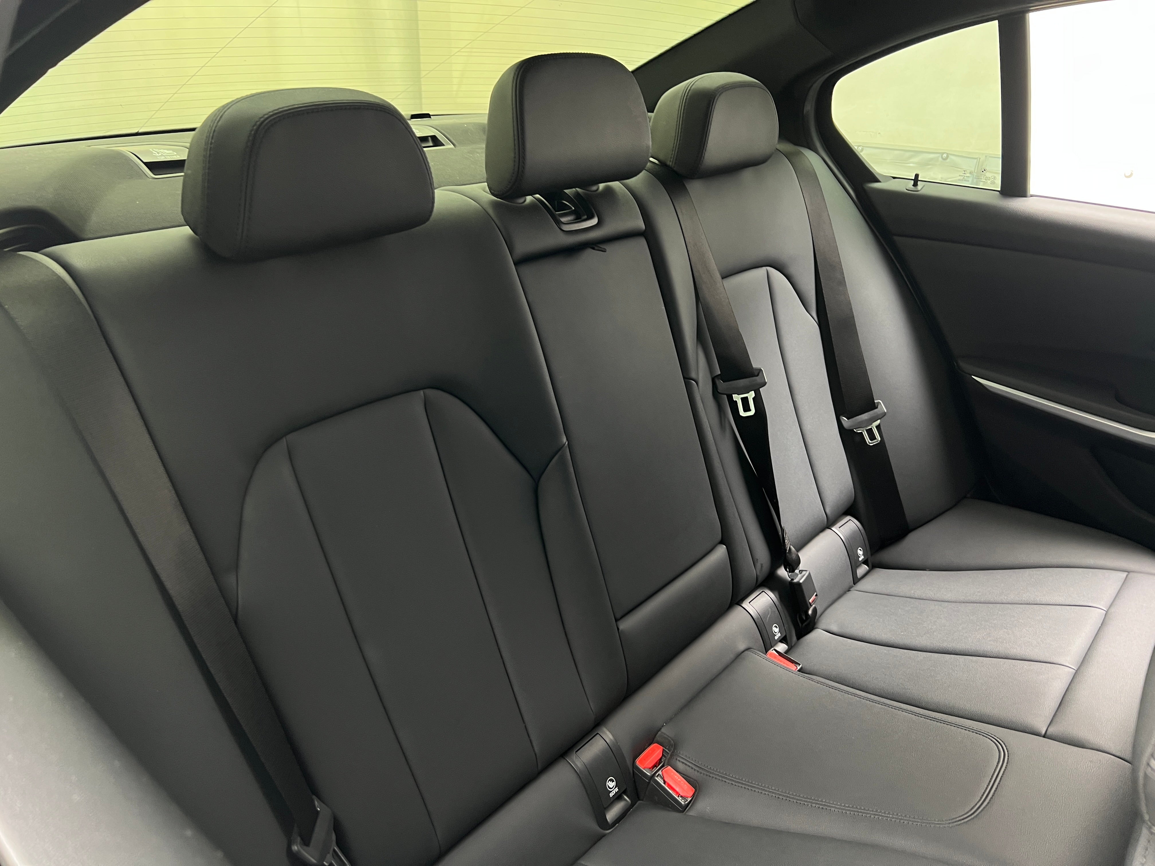 Thumbnail: 2019 BMW 3 Series - 5