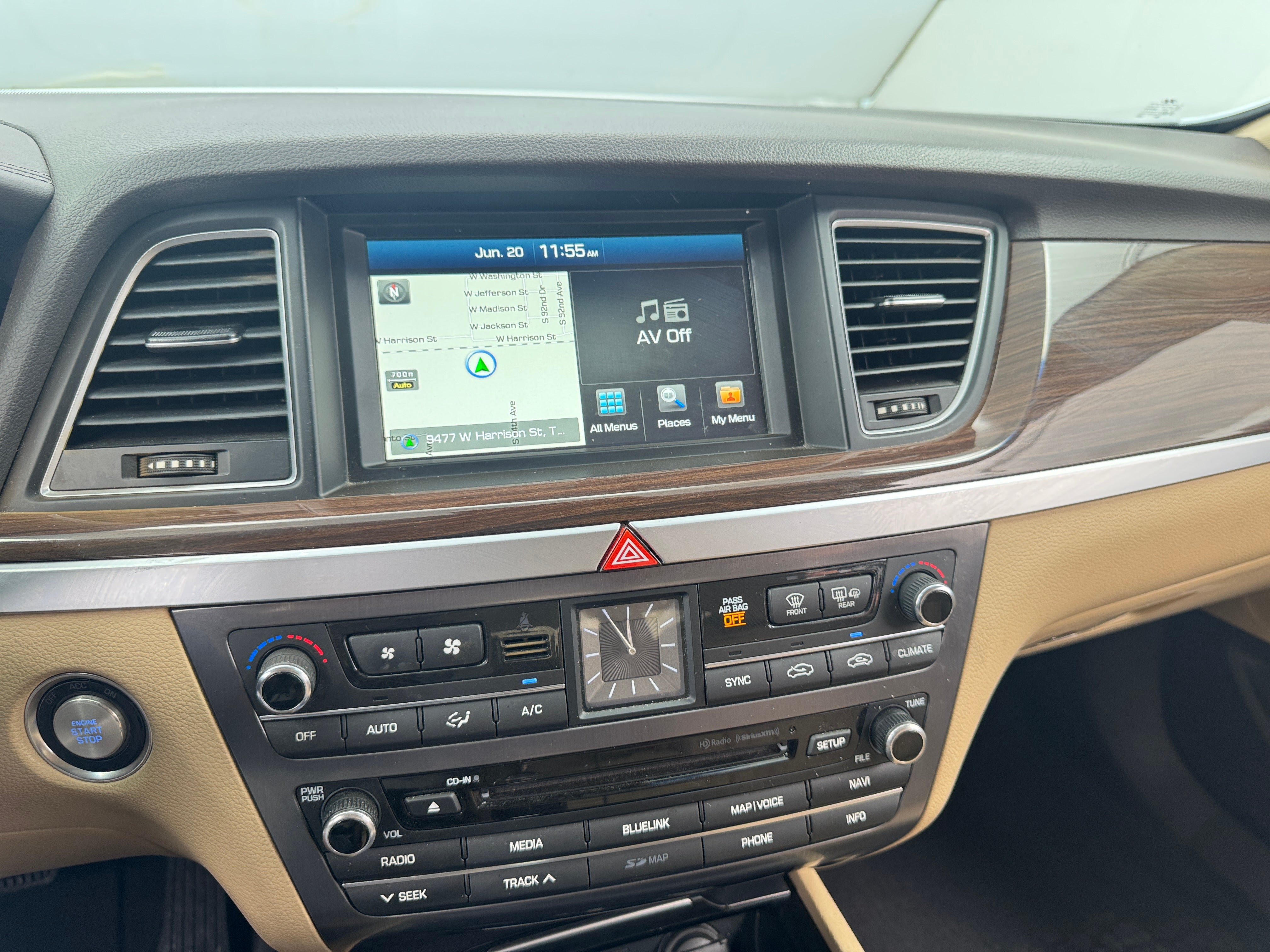 Thumbnail: 2015 Hyundai Genesis - 3