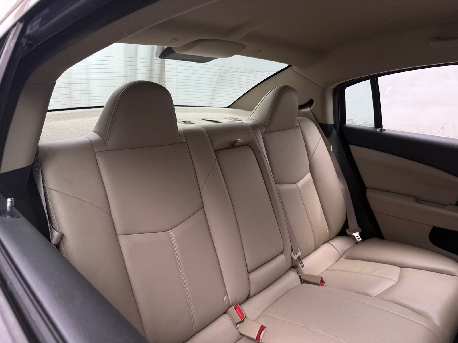 Thumbnail: 2014 Chrysler 200 - 5