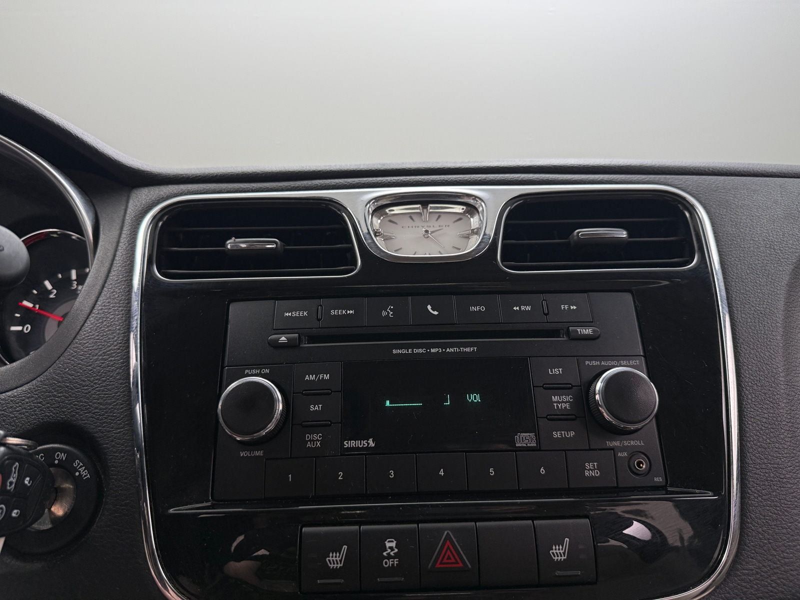 Thumbnail: 2014 Chrysler 200 - 3