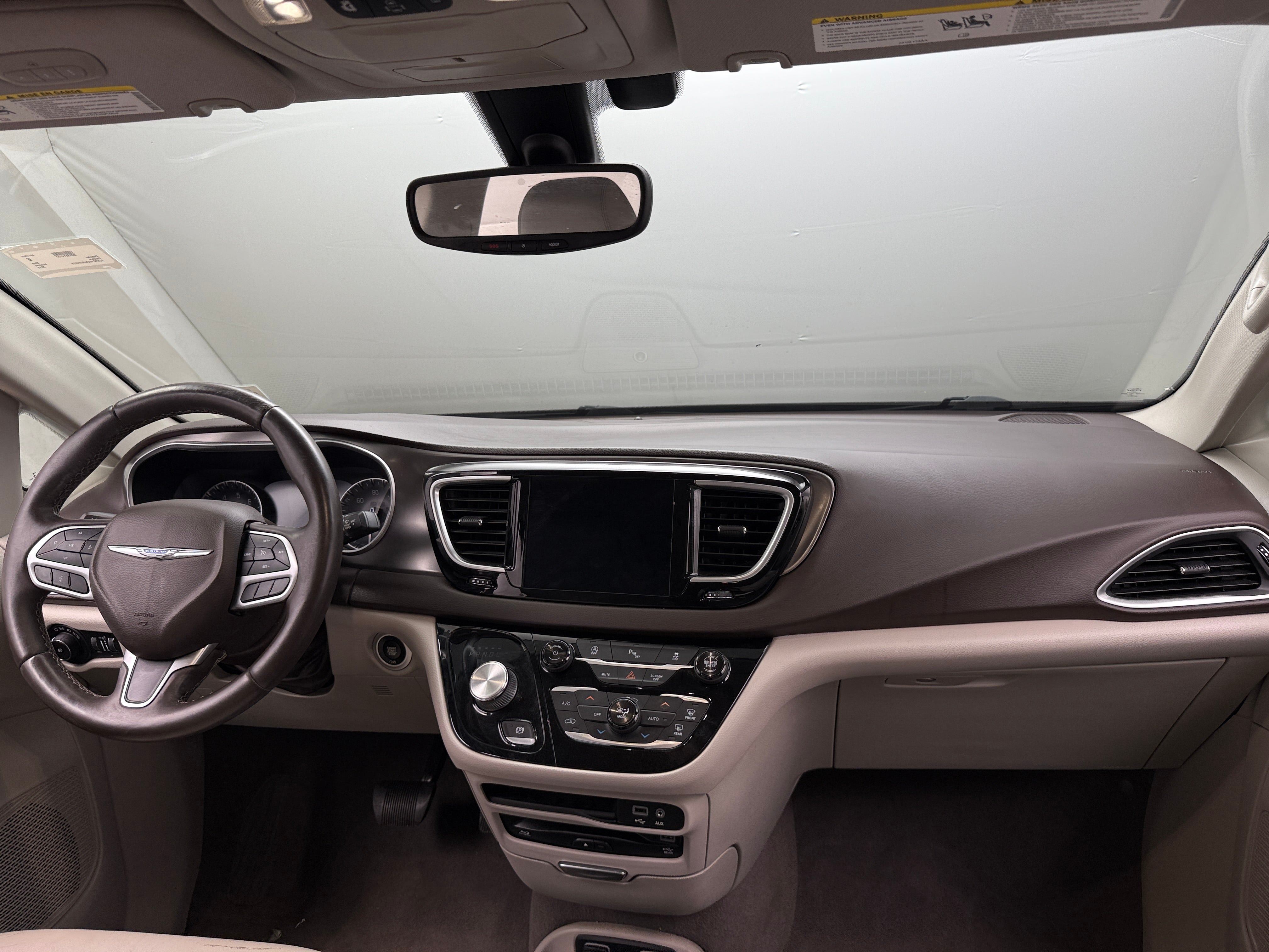 Thumbnail: 2018 Chrysler Pacifica - 2