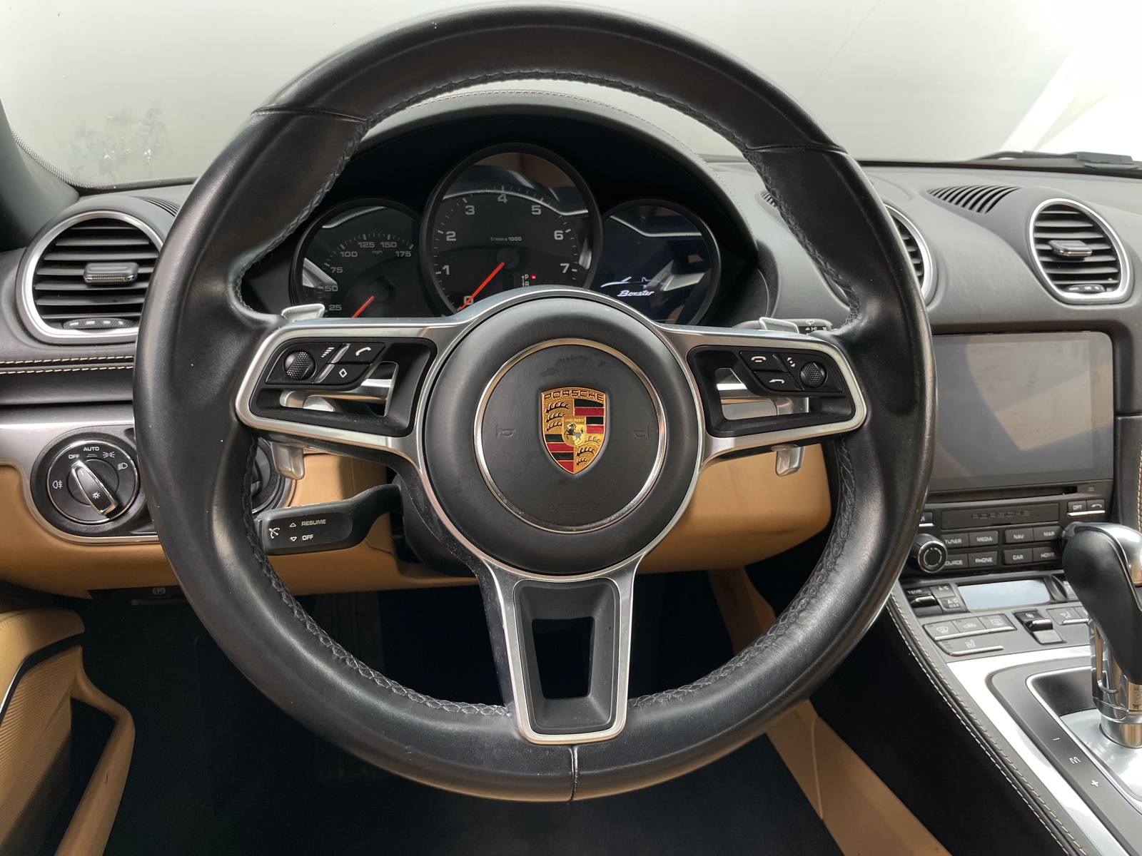 Thumbnail: 2022 Porsche 718 Boxster - 3