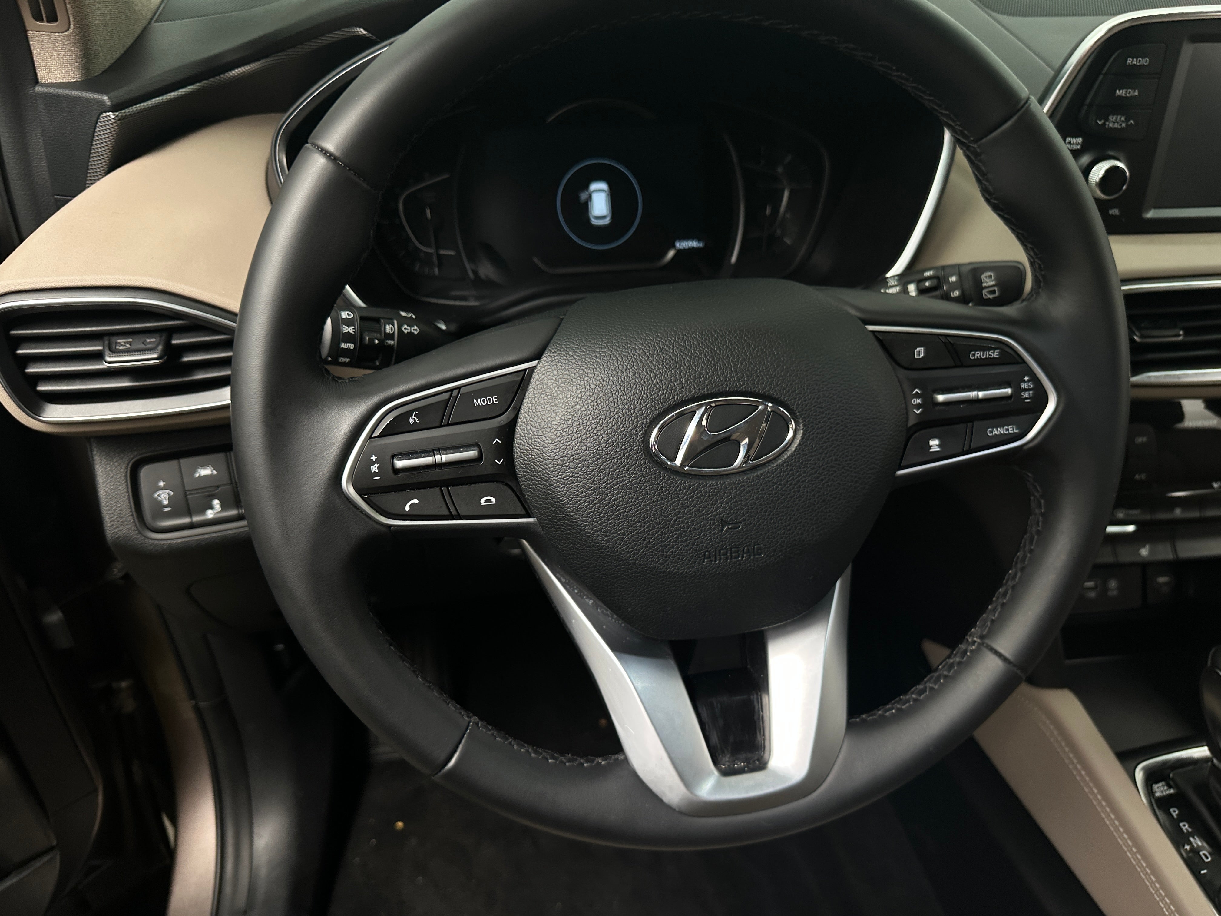 Thumbnail: 2019 Hyundai Santa Fe - 4
