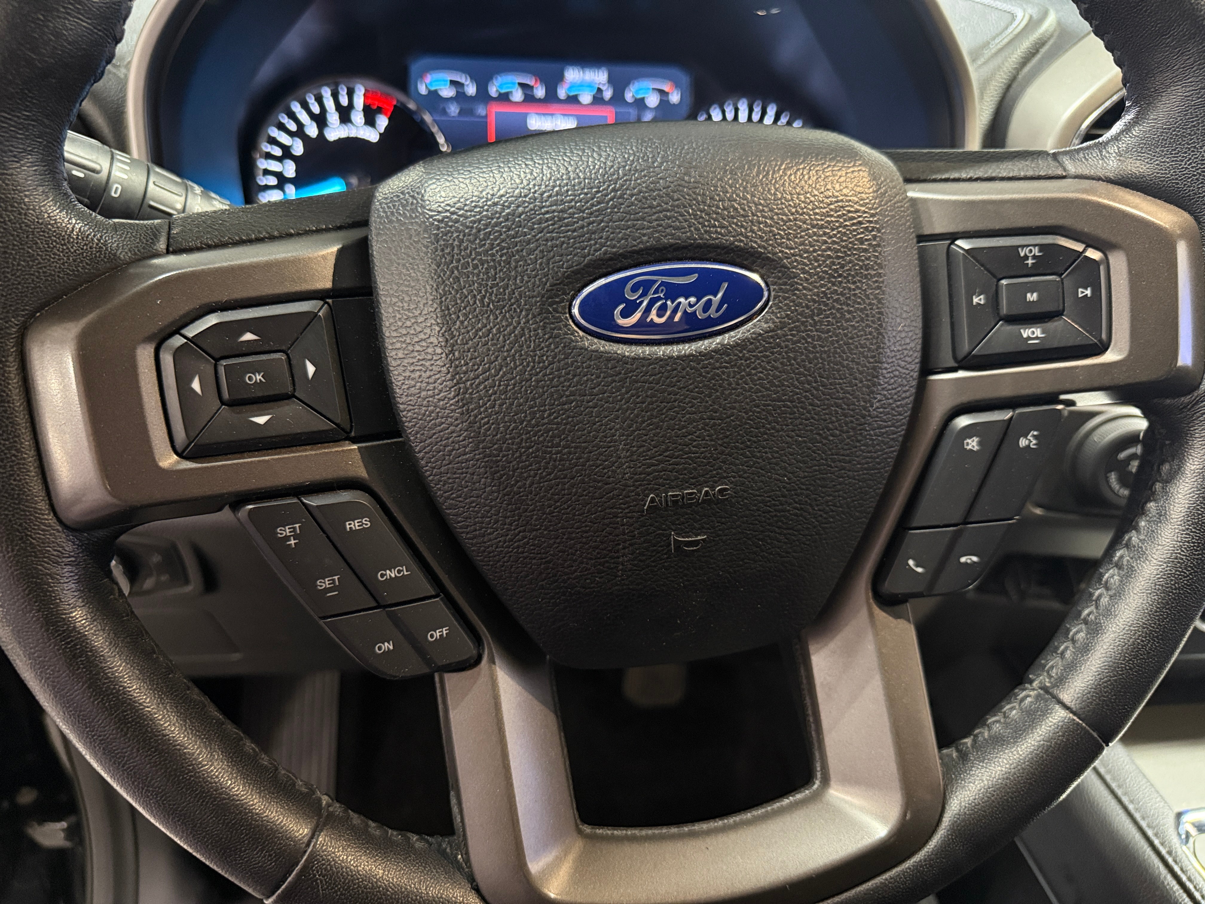 Thumbnail: 2020 Ford Expedition - 4