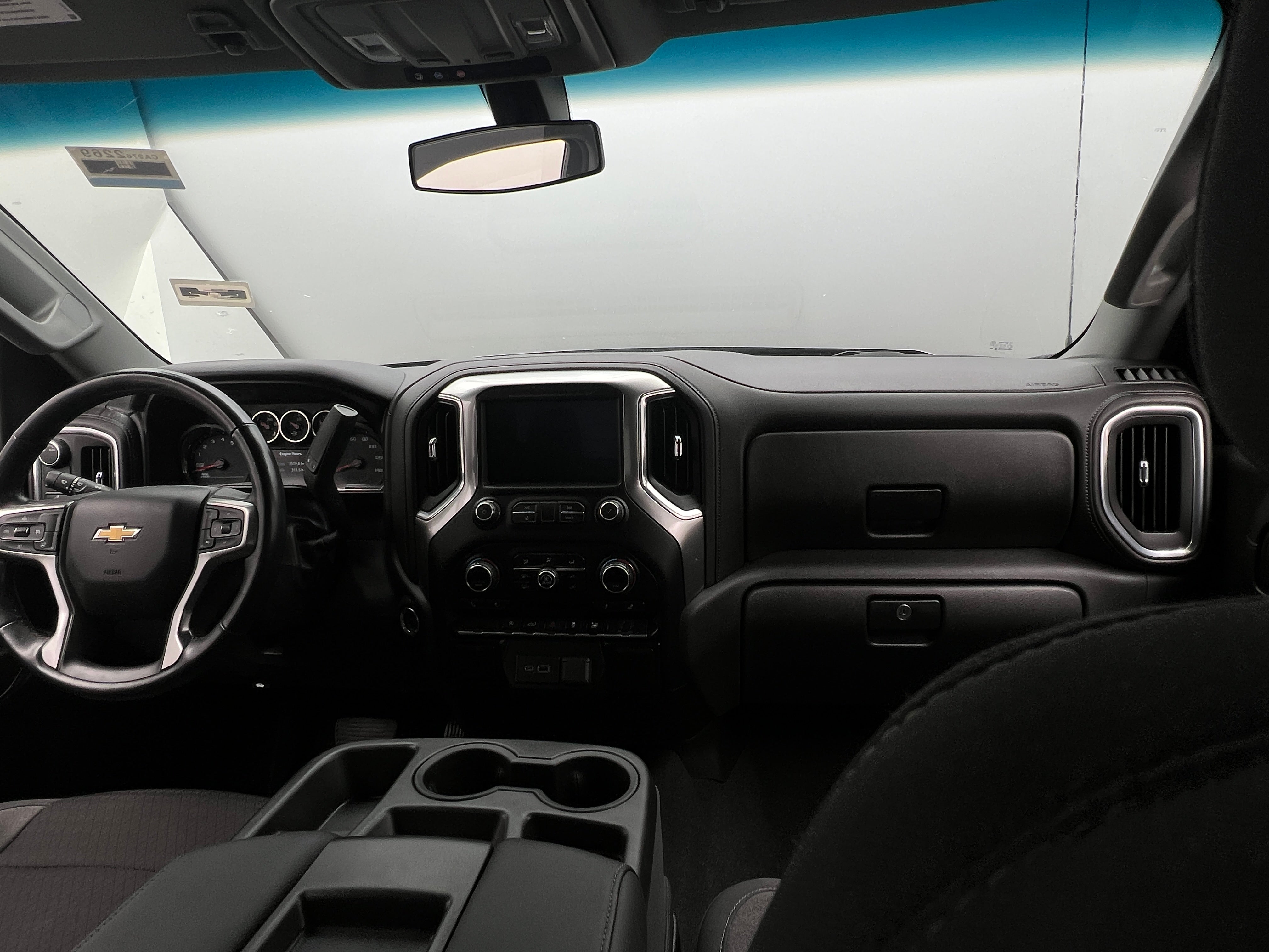 Thumbnail: 2020 Chevrolet Silverado 1500 - 3