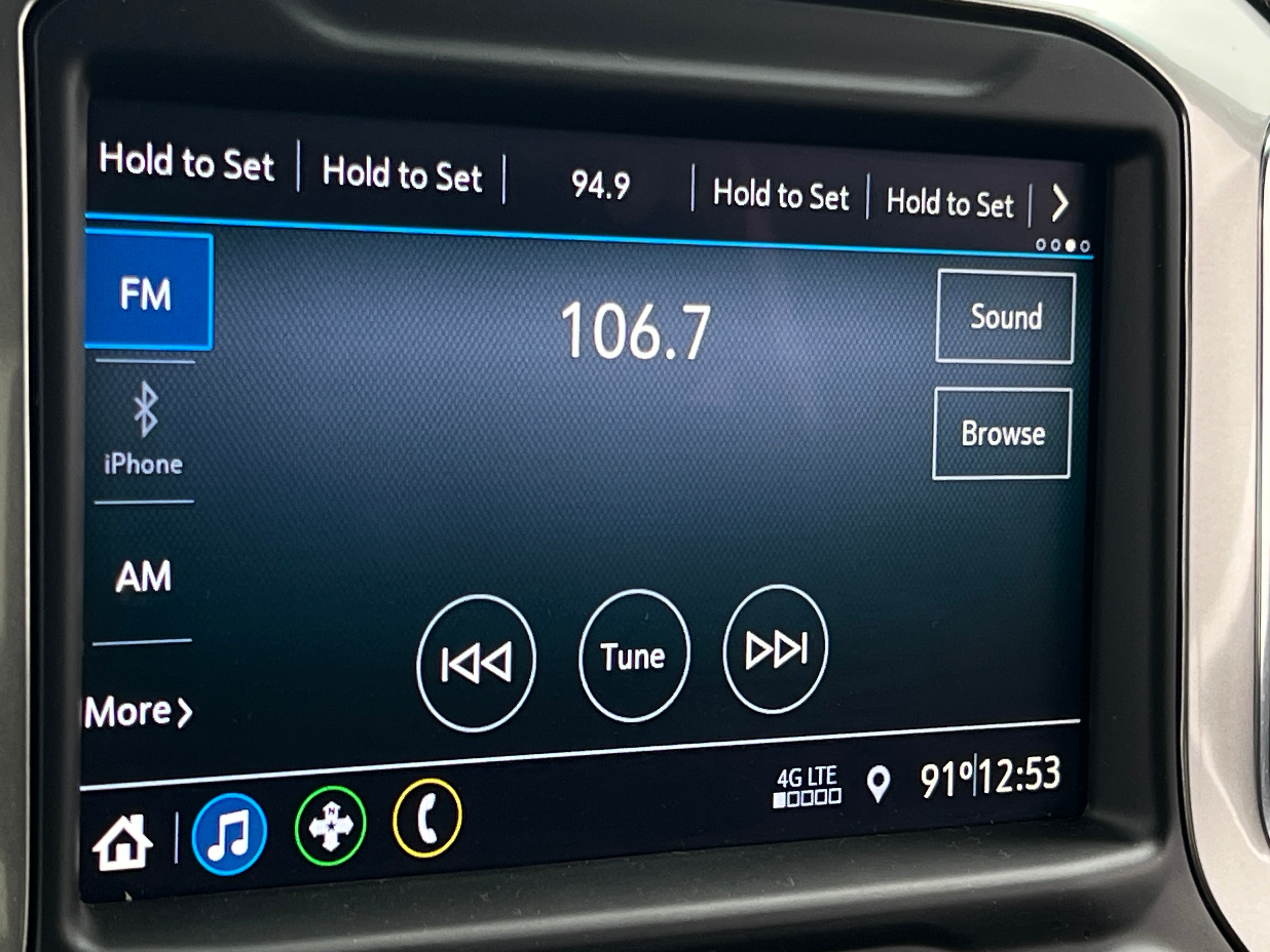 Thumbnail: 2020 Chevrolet Silverado 1500 - 4