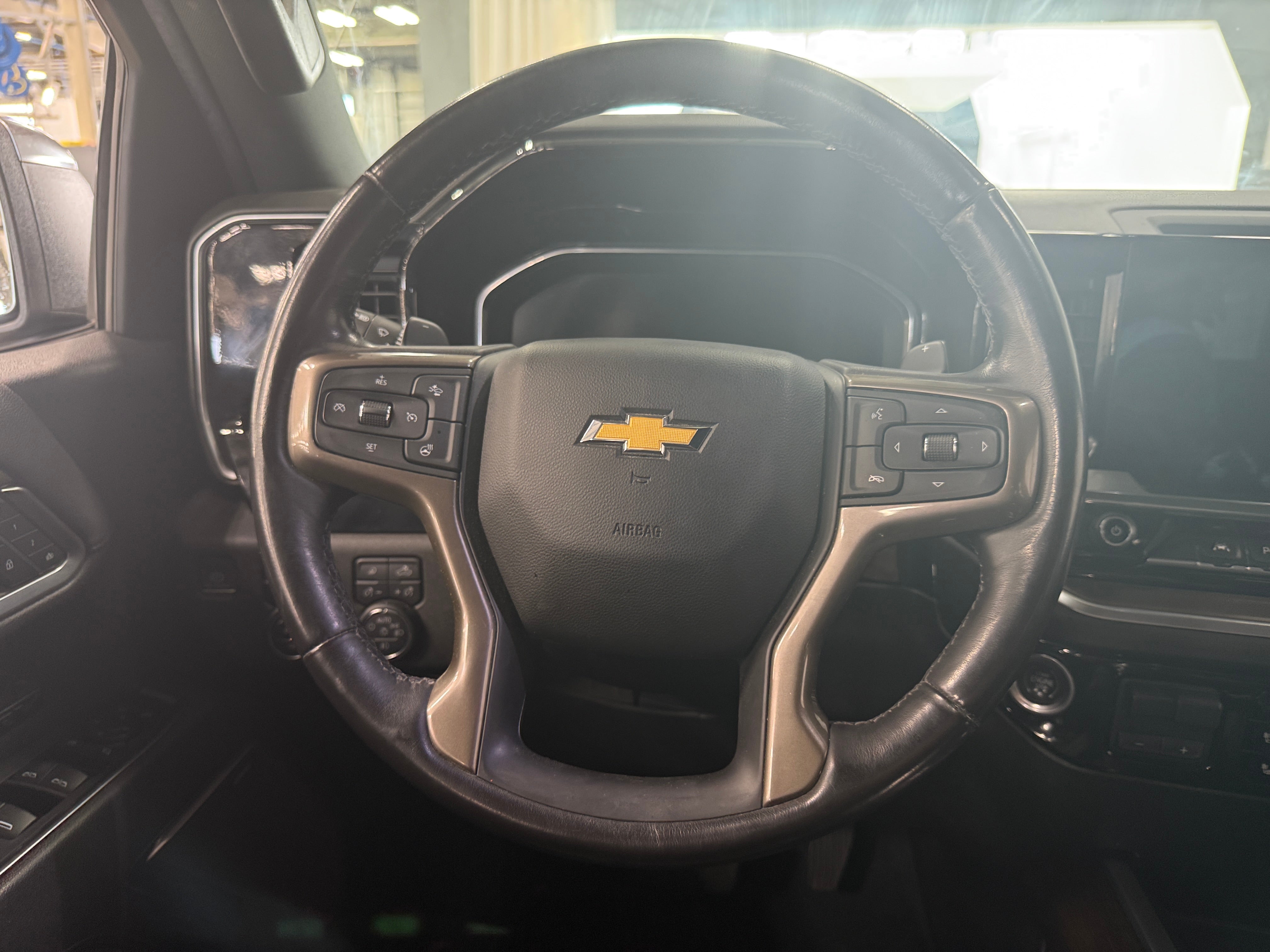 Thumbnail: 2022 Chevrolet Silverado 1500 - 4