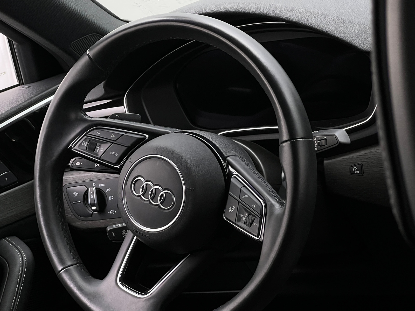 Thumbnail: 2022 Audi A4 - 4