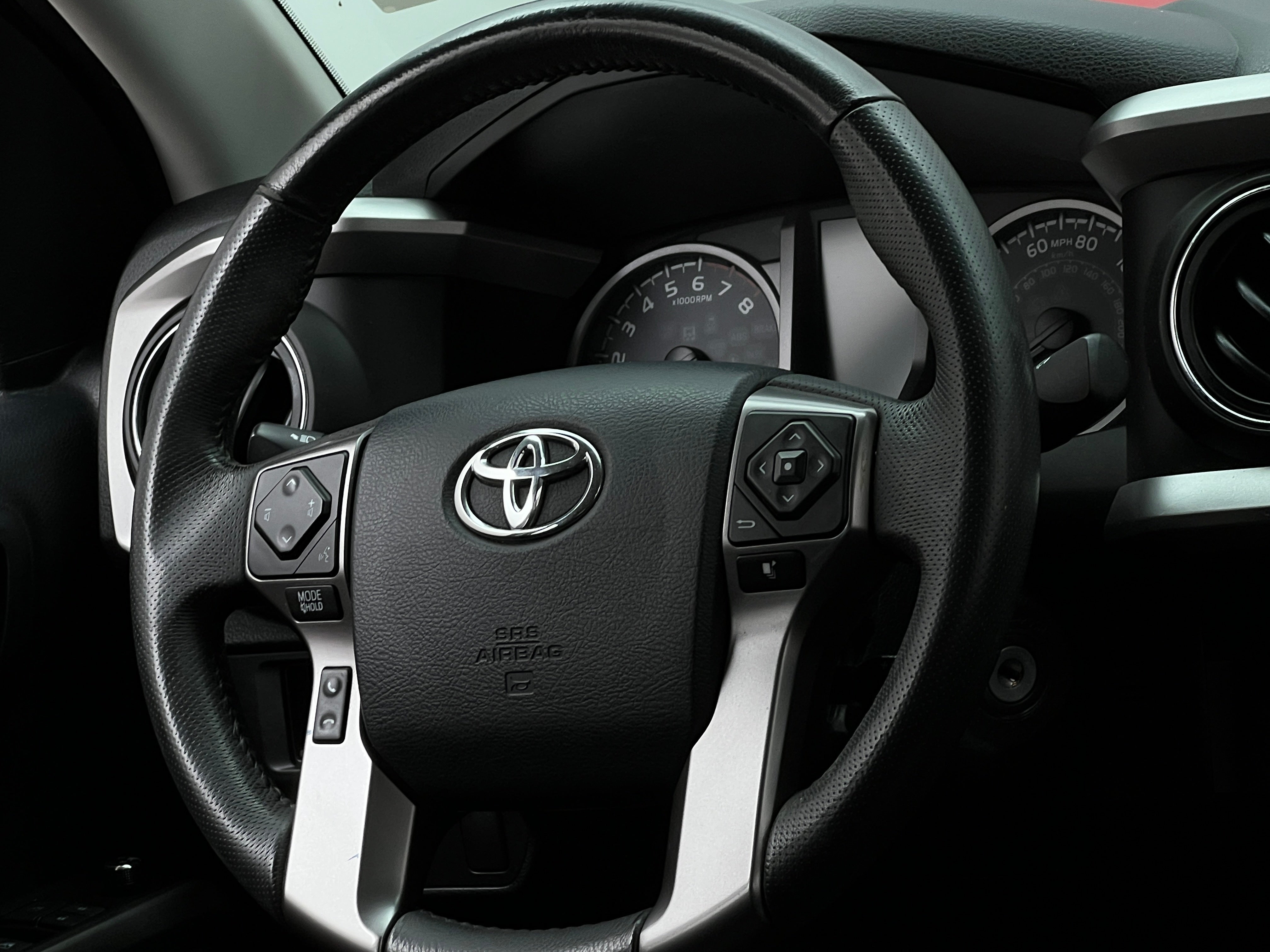 Thumbnail: 2017 Toyota Tacoma - 5