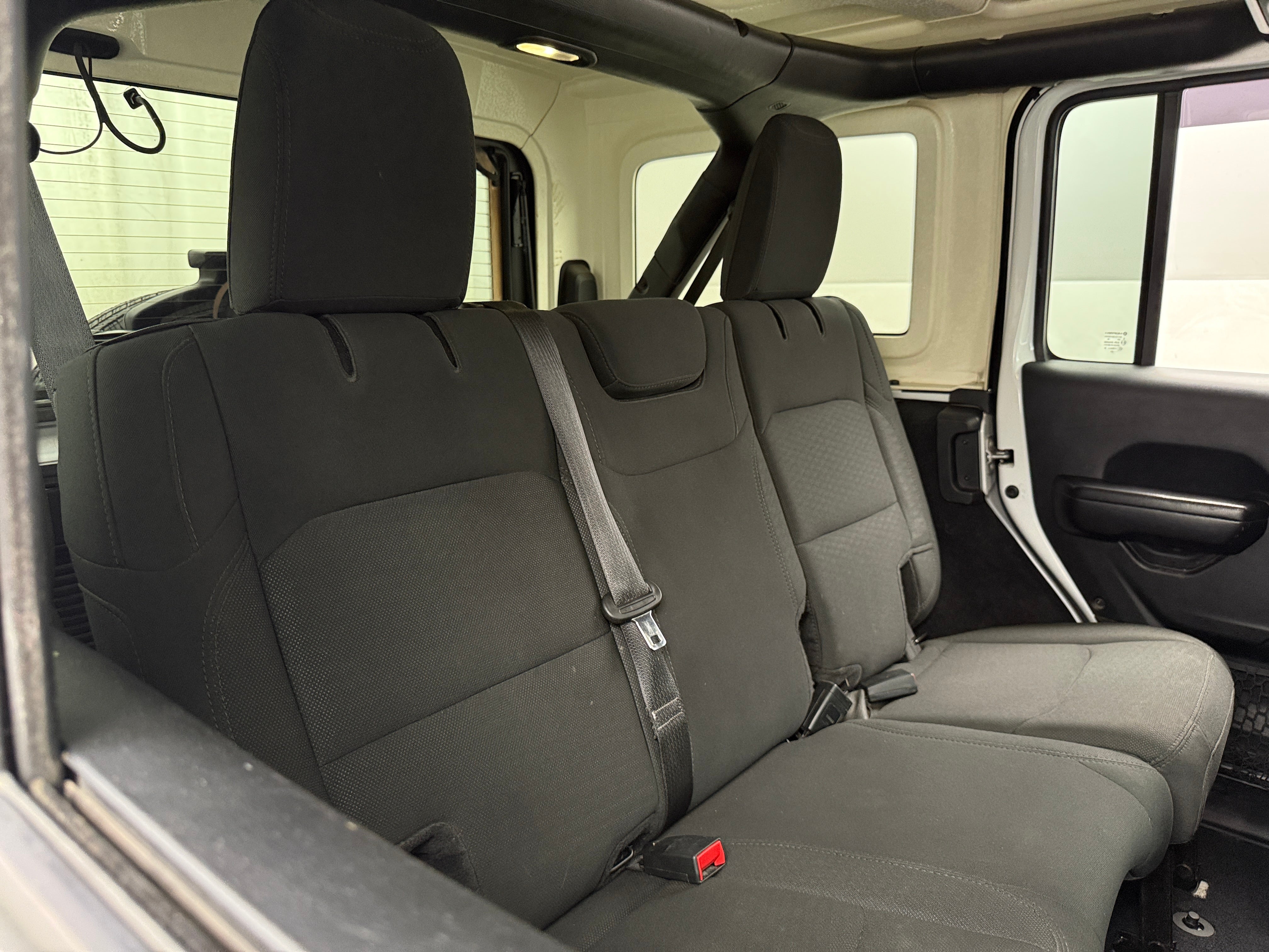 Thumbnail: 2020 Jeep Wrangler - 6