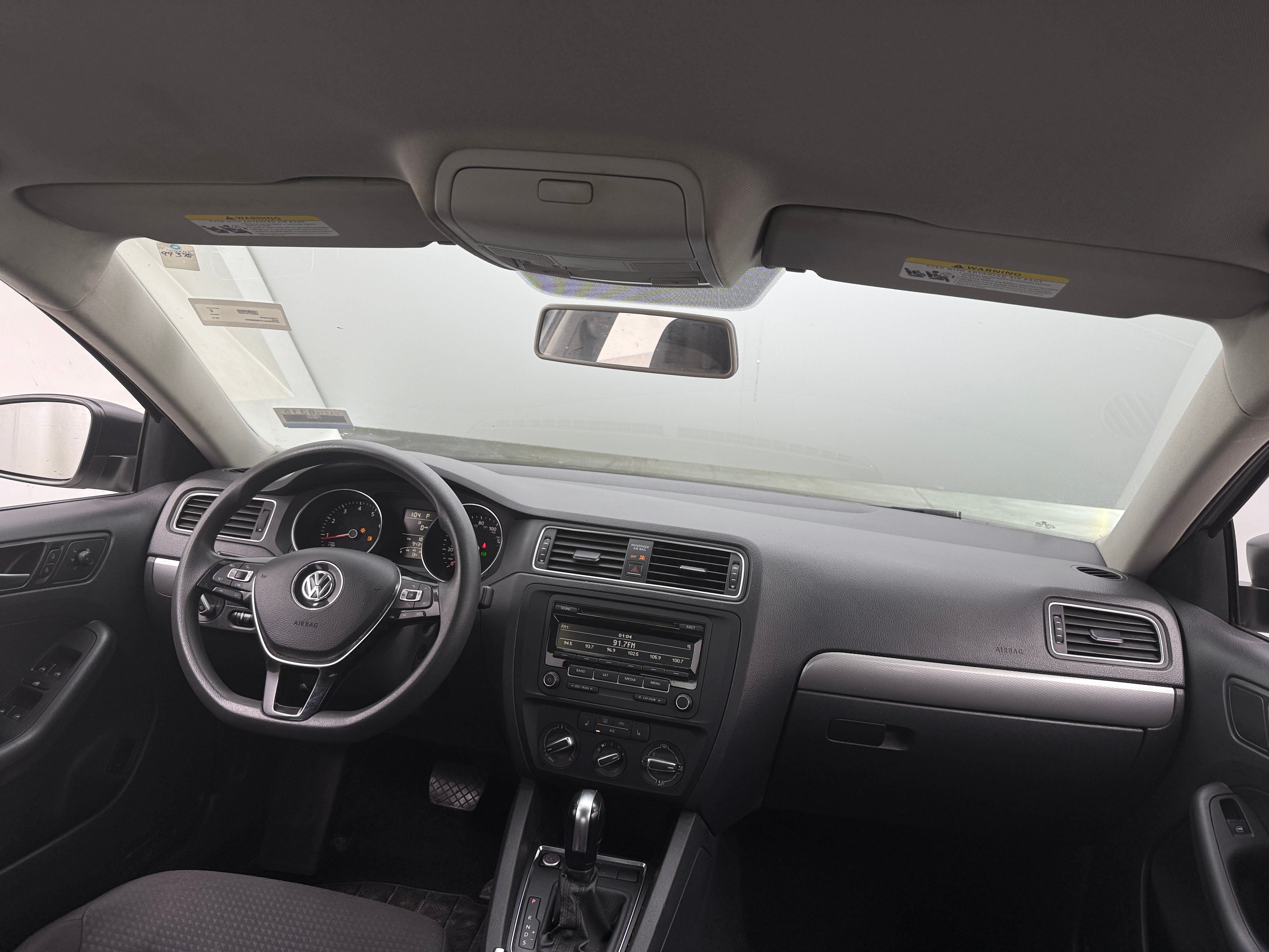 Thumbnail: 2015 Volkswagen Jetta - 3