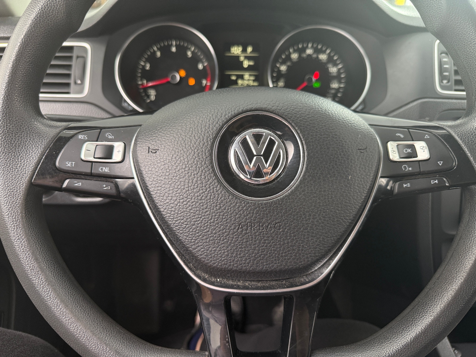 Thumbnail: 2015 Volkswagen Jetta - 5