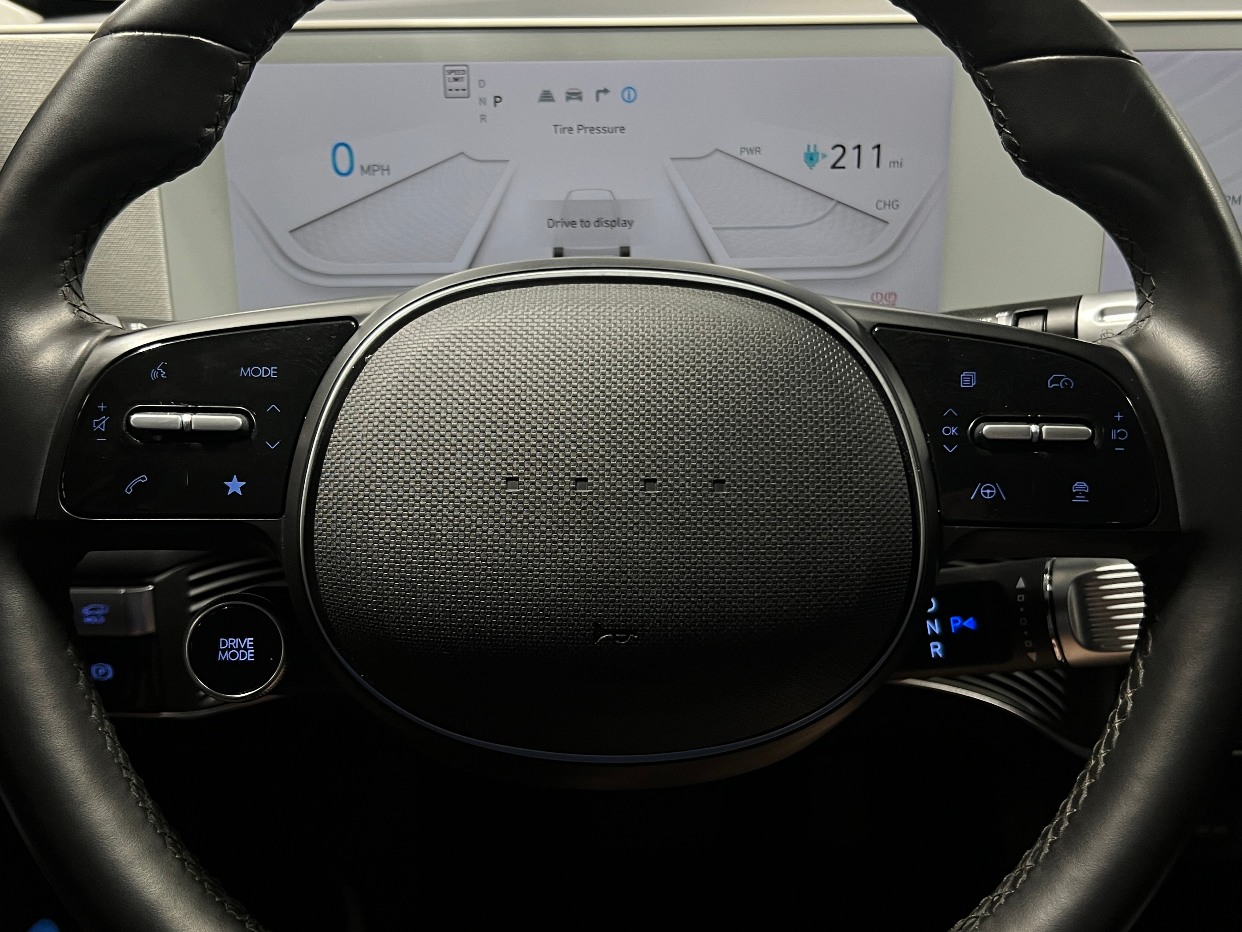 Thumbnail: 2022 Hyundai Ioniq 5 - 4