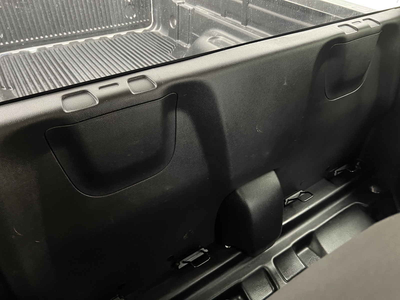 Thumbnail: 2022 Chevrolet Colorado - 6