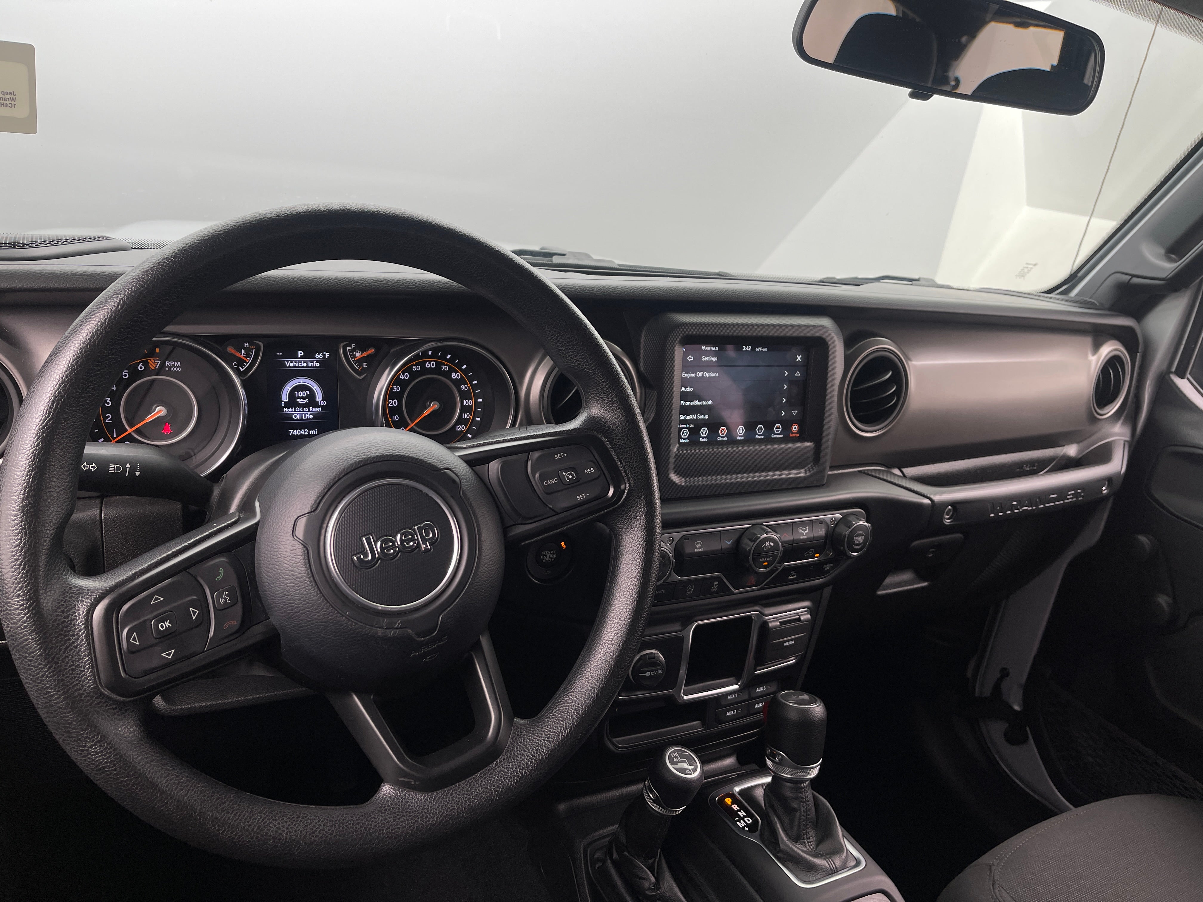 Thumbnail: 2022 Jeep Wrangler - 3