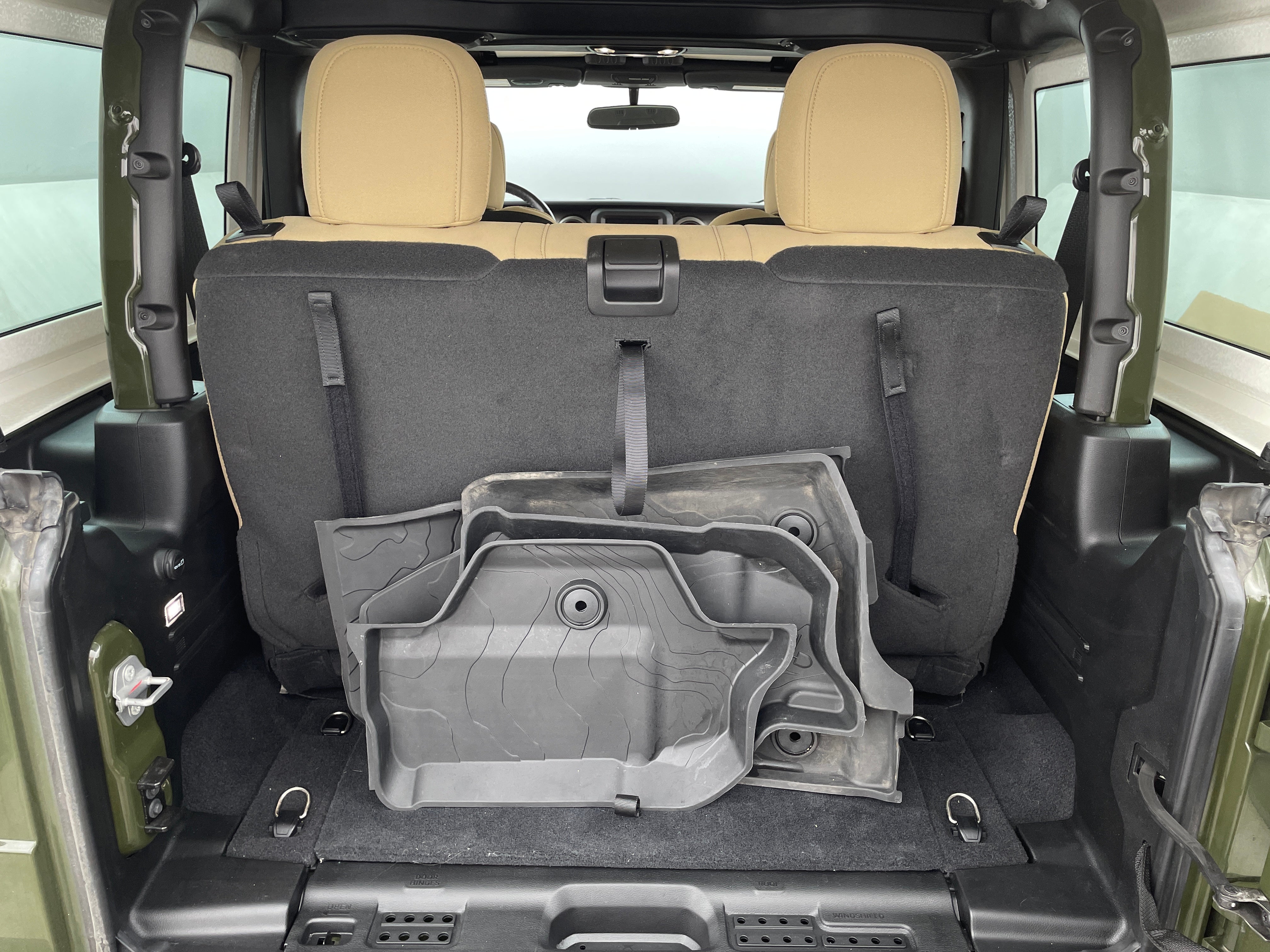 Thumbnail: 2021 Jeep Wrangler - 6