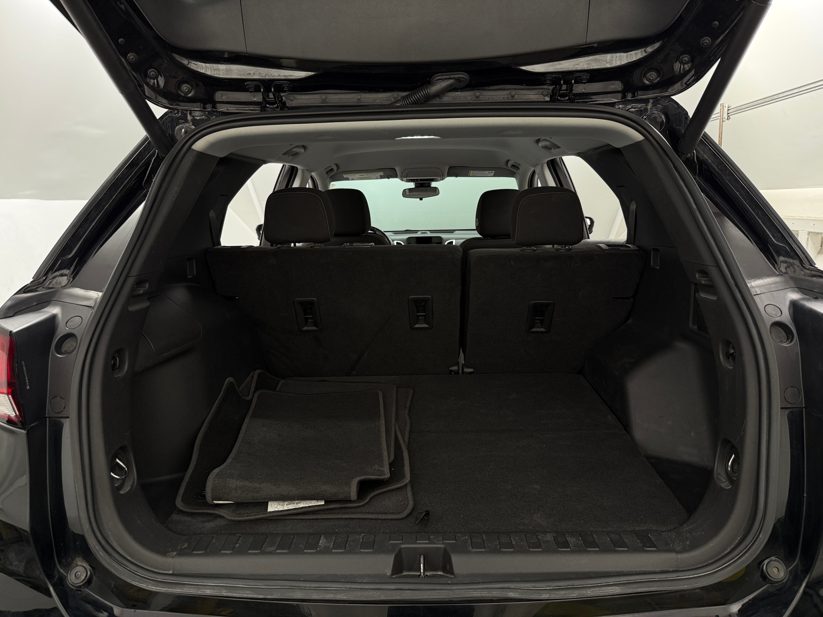 Thumbnail: 2022 Chevrolet Equinox - 7
