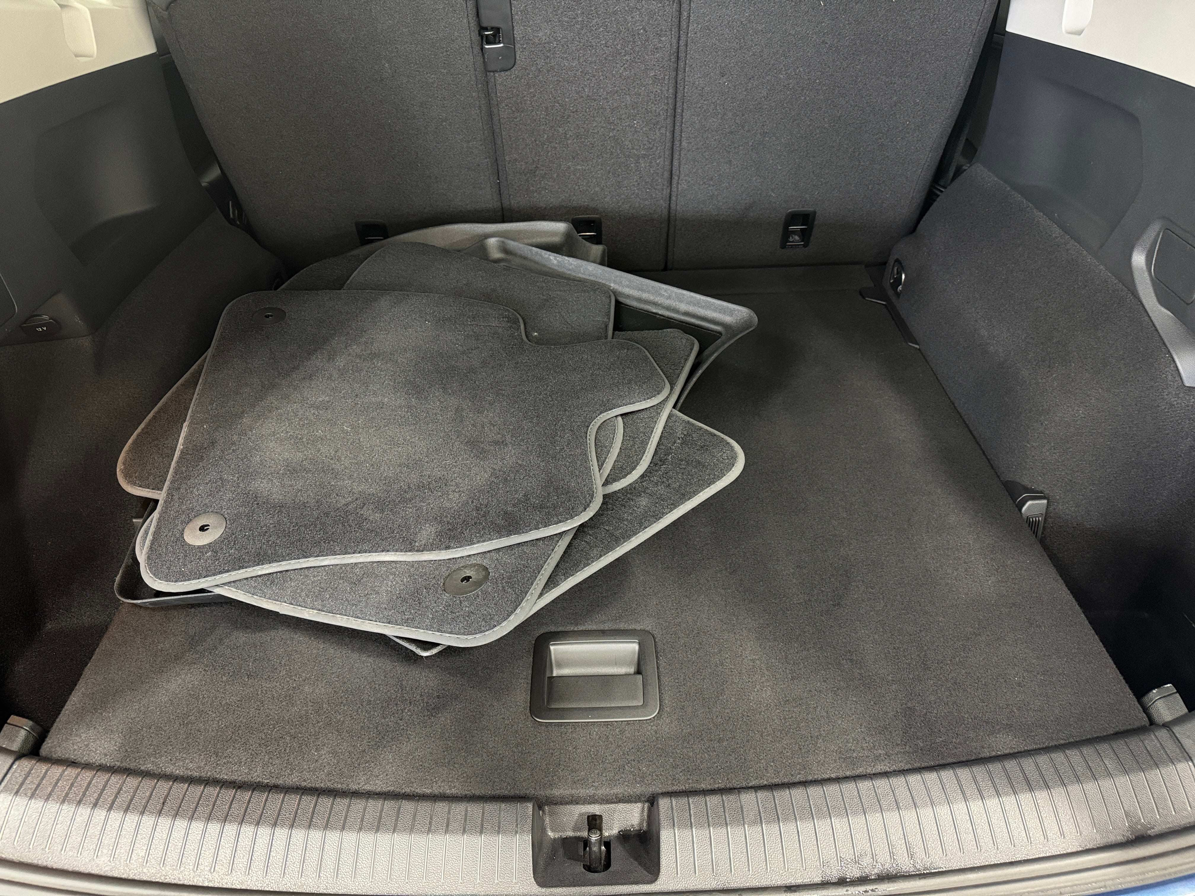 Thumbnail: 2019 Volkswagen Tiguan - 6