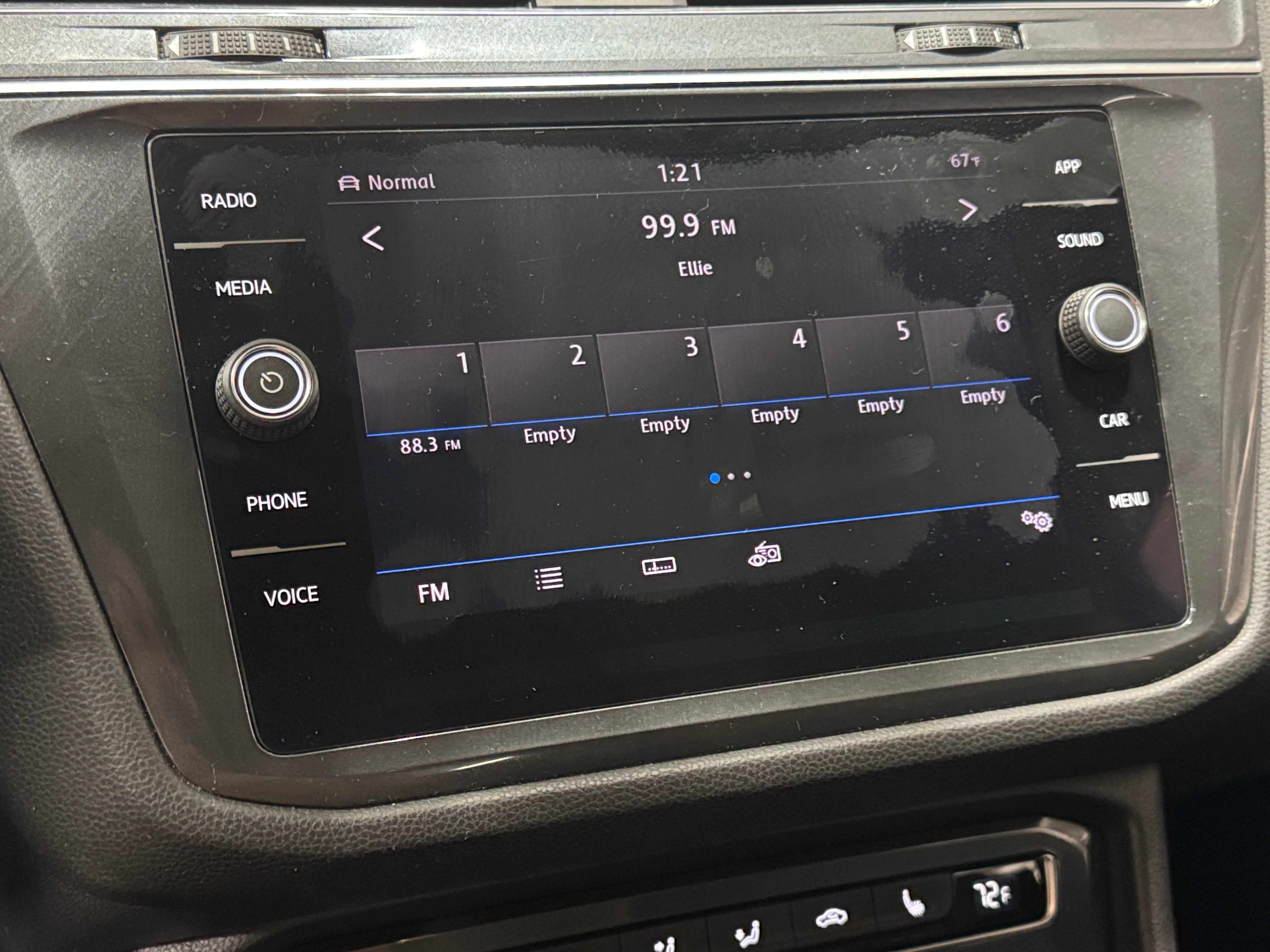 Thumbnail: 2019 Volkswagen Tiguan - 3