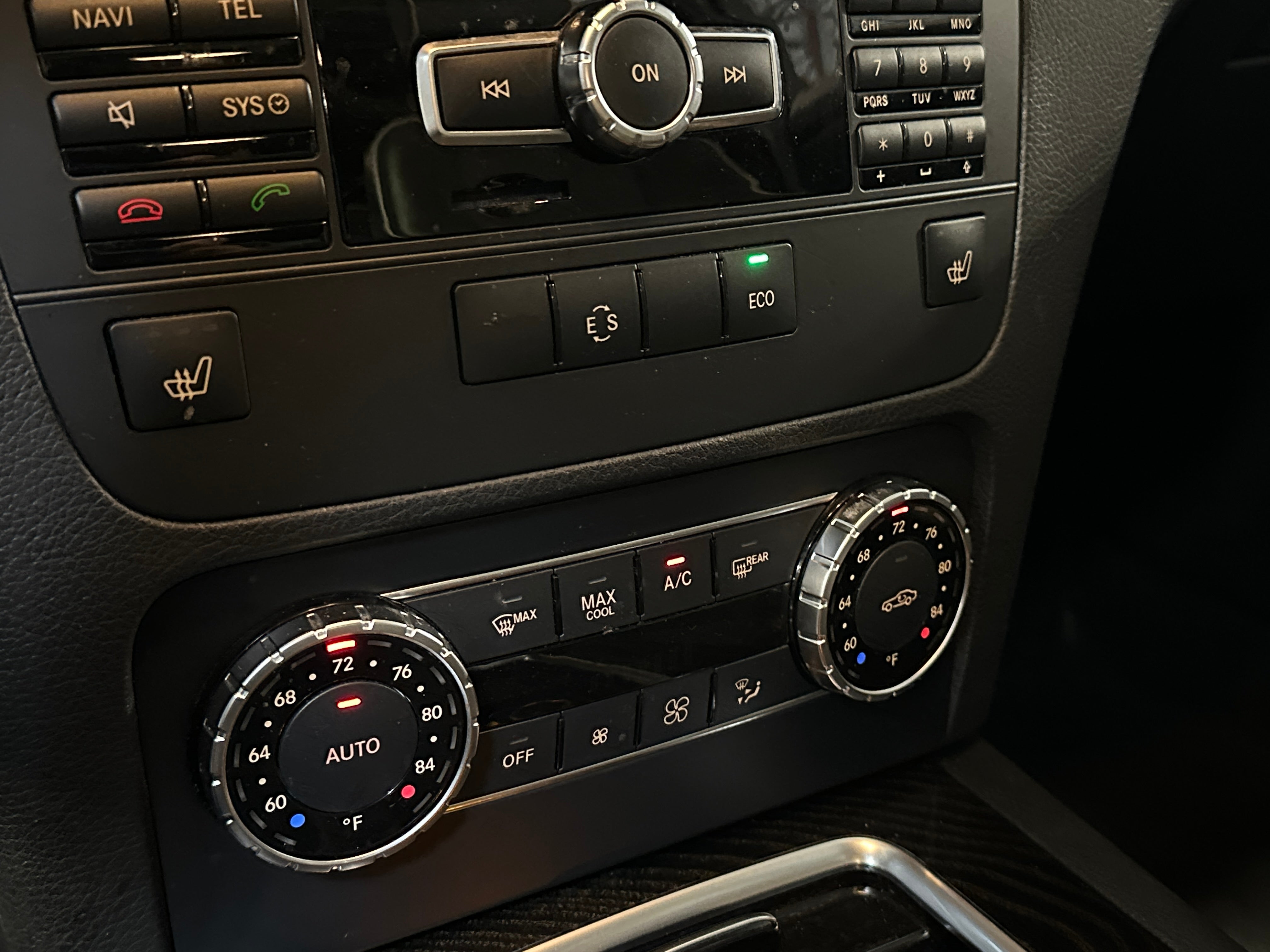 Thumbnail: 2015 Mercedes-Benz GLK - 3