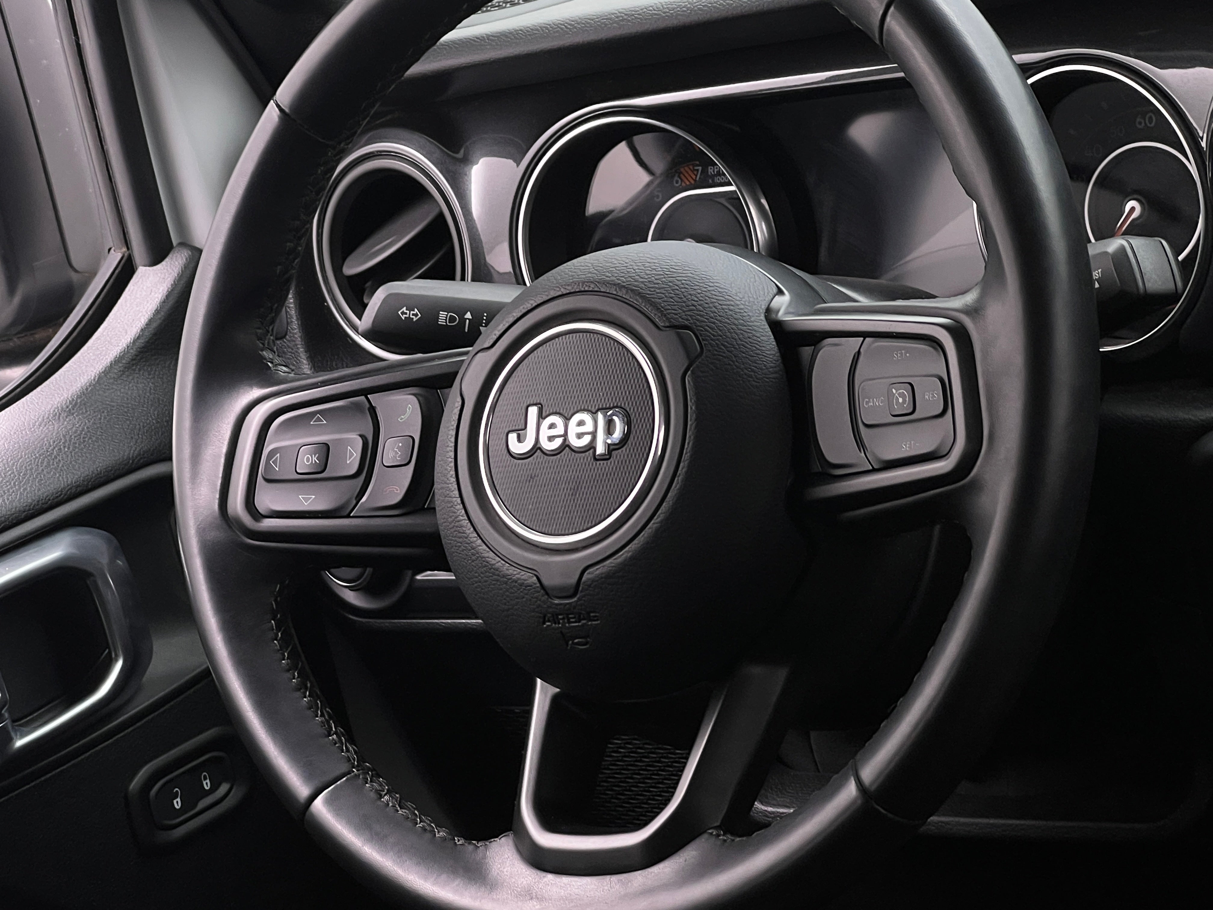 Thumbnail: 2020 Jeep Wrangler - 5