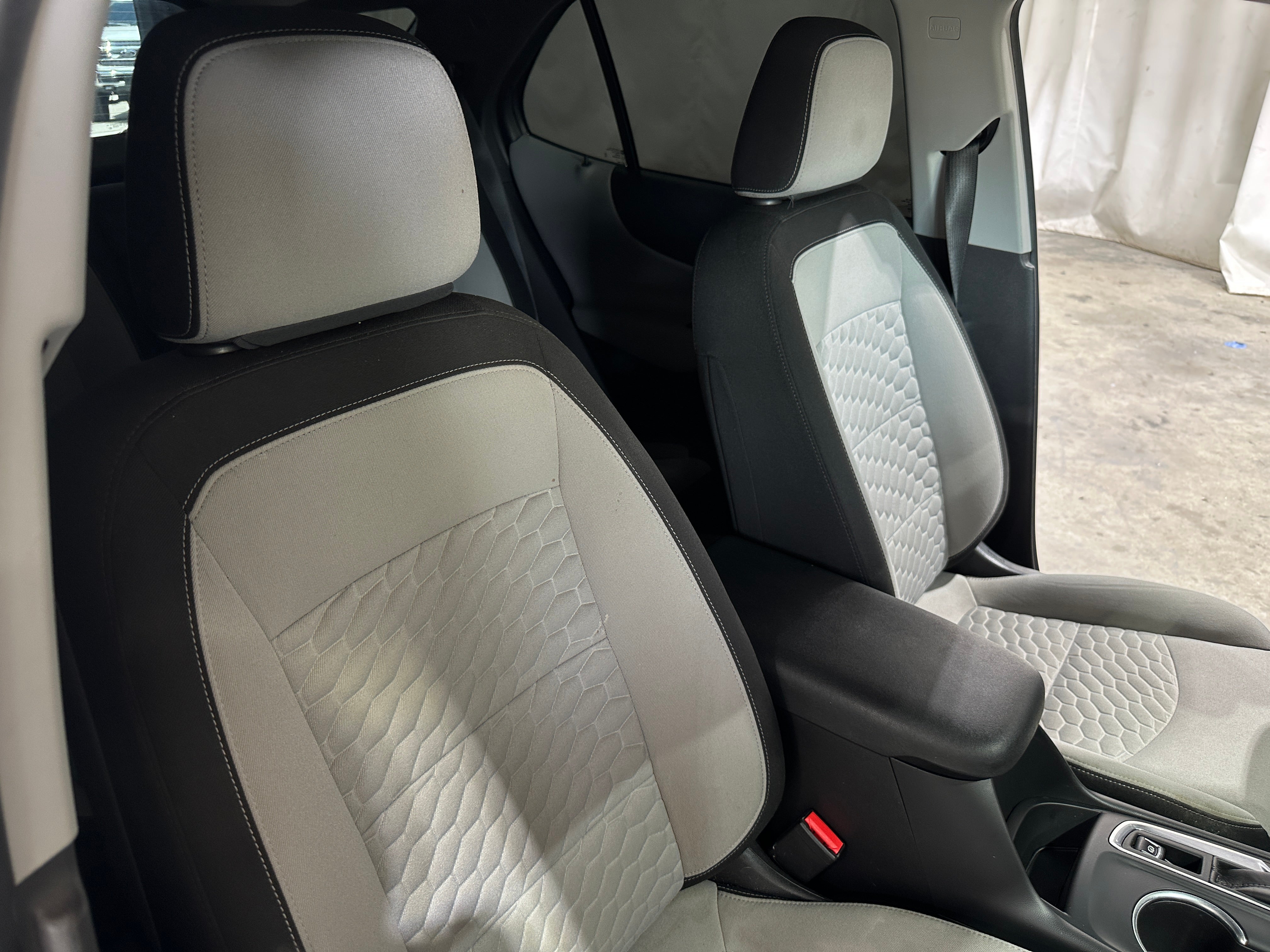 Thumbnail: 2021 Chevrolet Equinox - 2
