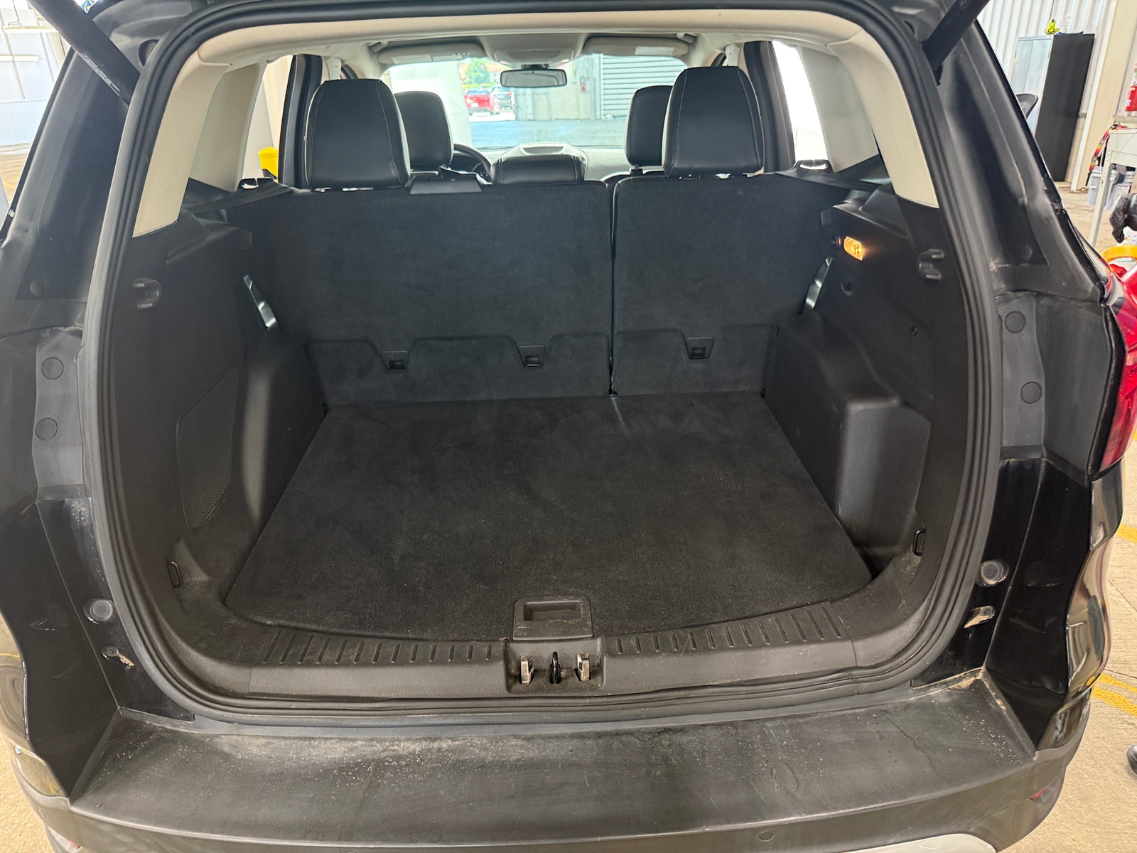 Thumbnail: 2019 Ford Escape - 6