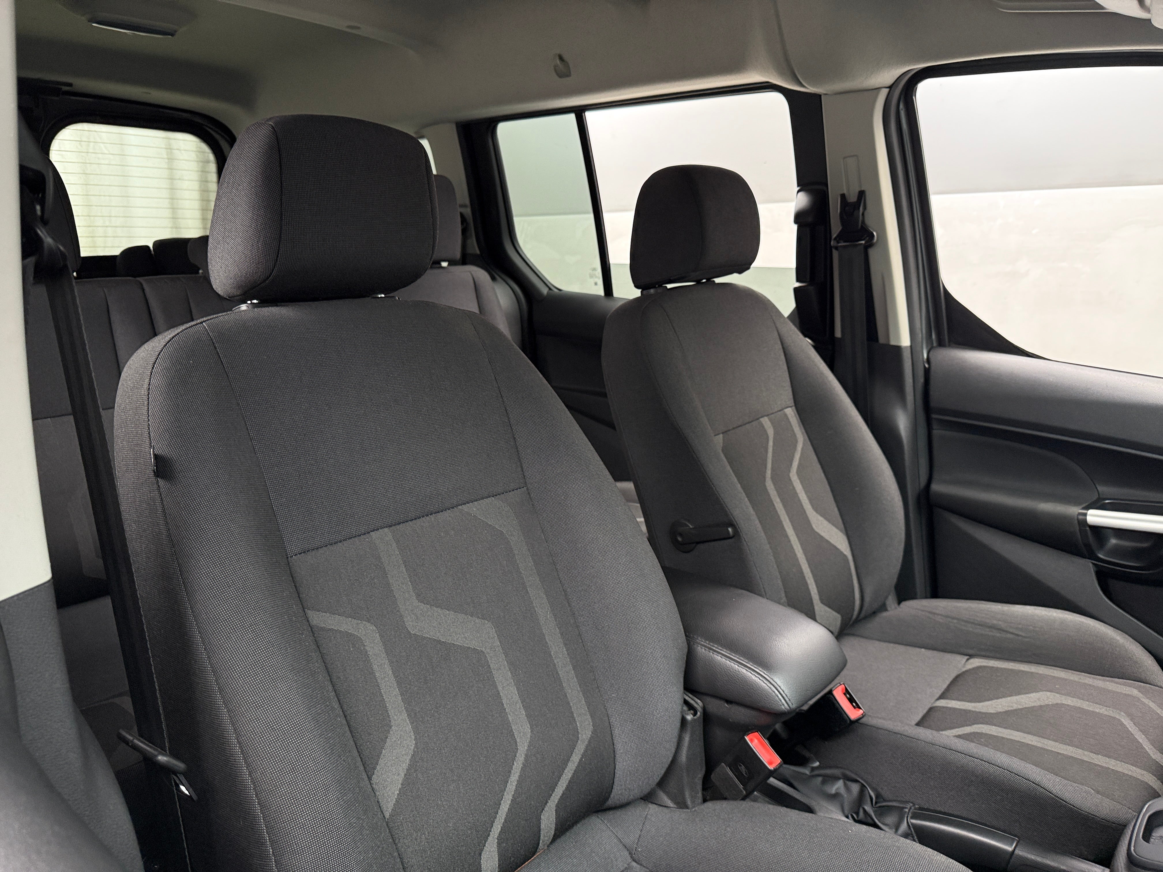 Thumbnail: 2016 Ford Transit Series - 2
