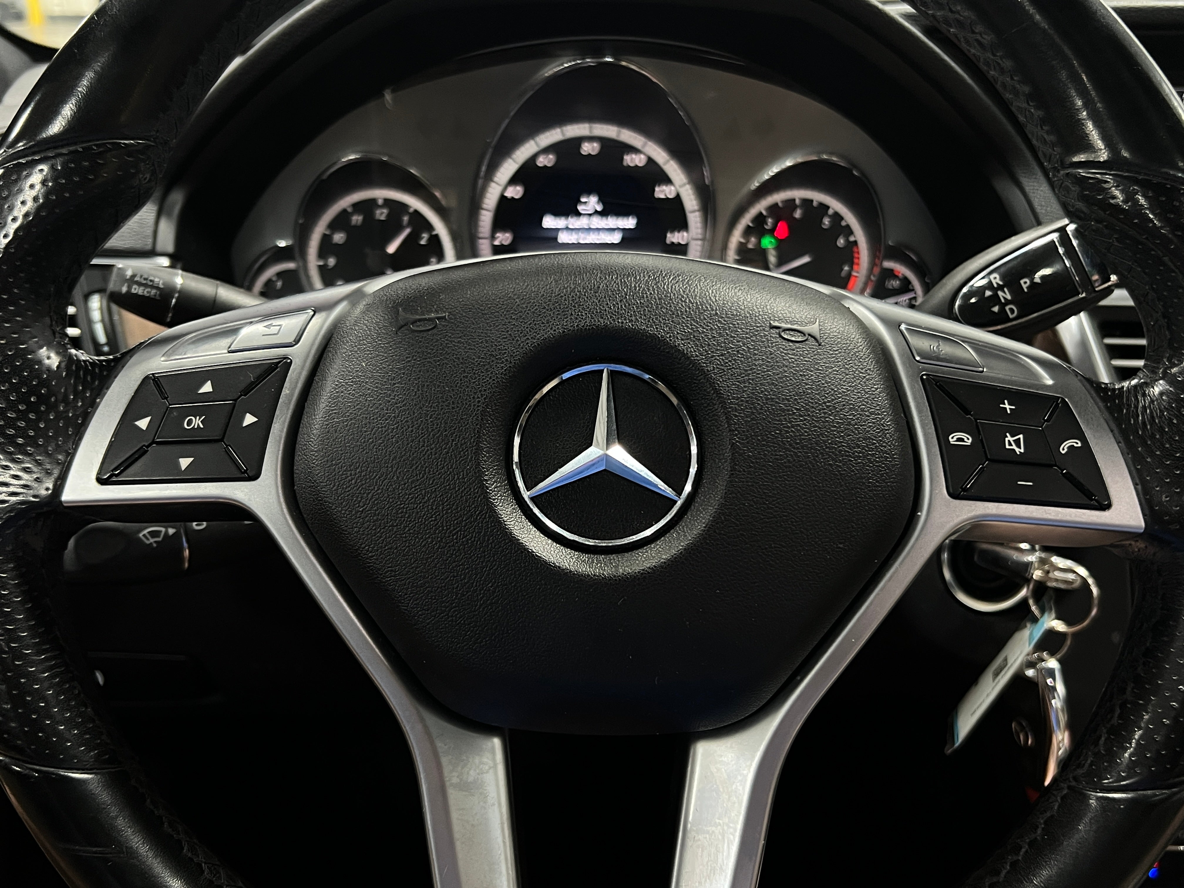 Thumbnail: 2013 Mercedes-Benz E-Class - 4