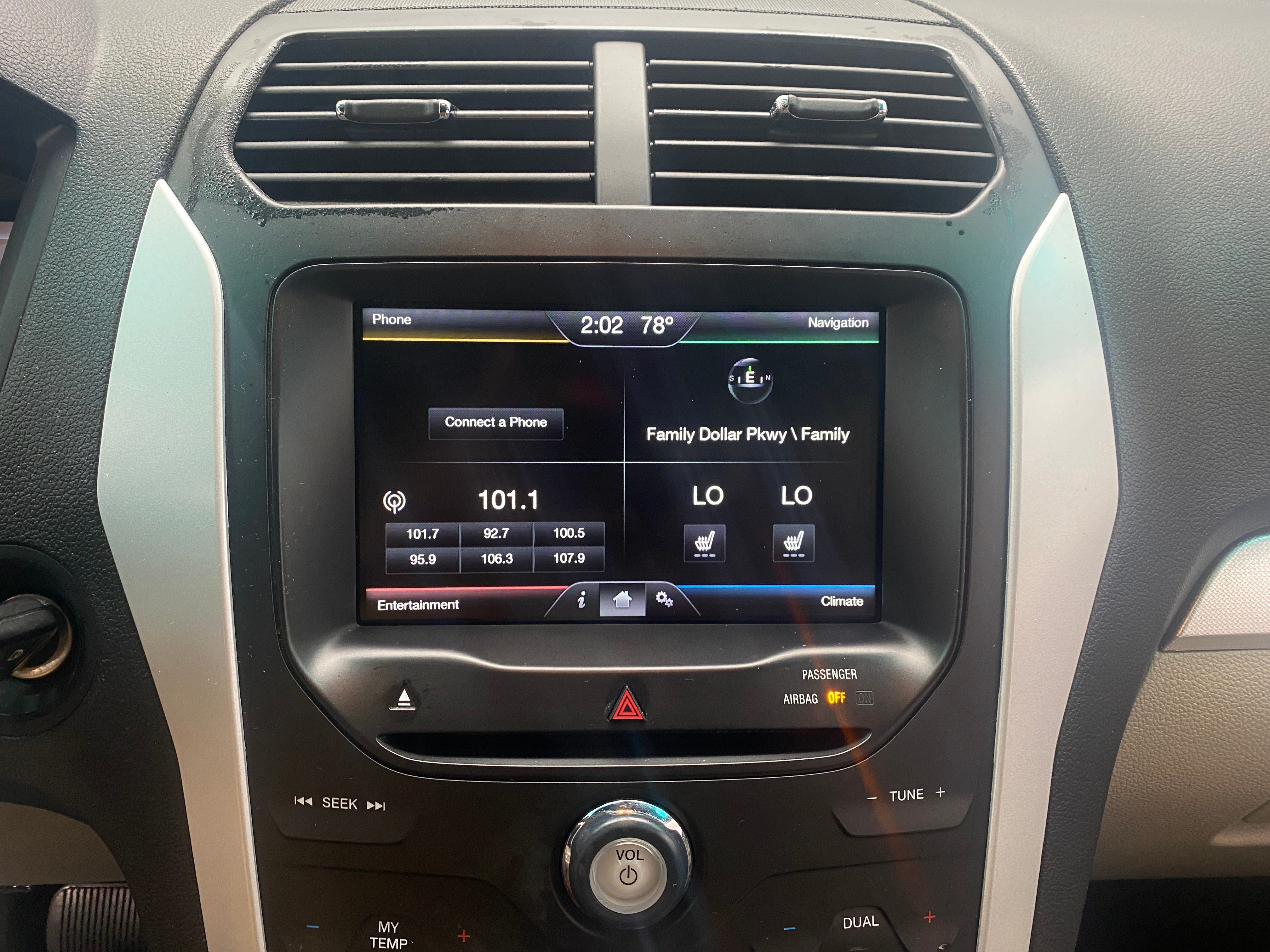Thumbnail: 2014 Ford Explorer - 3