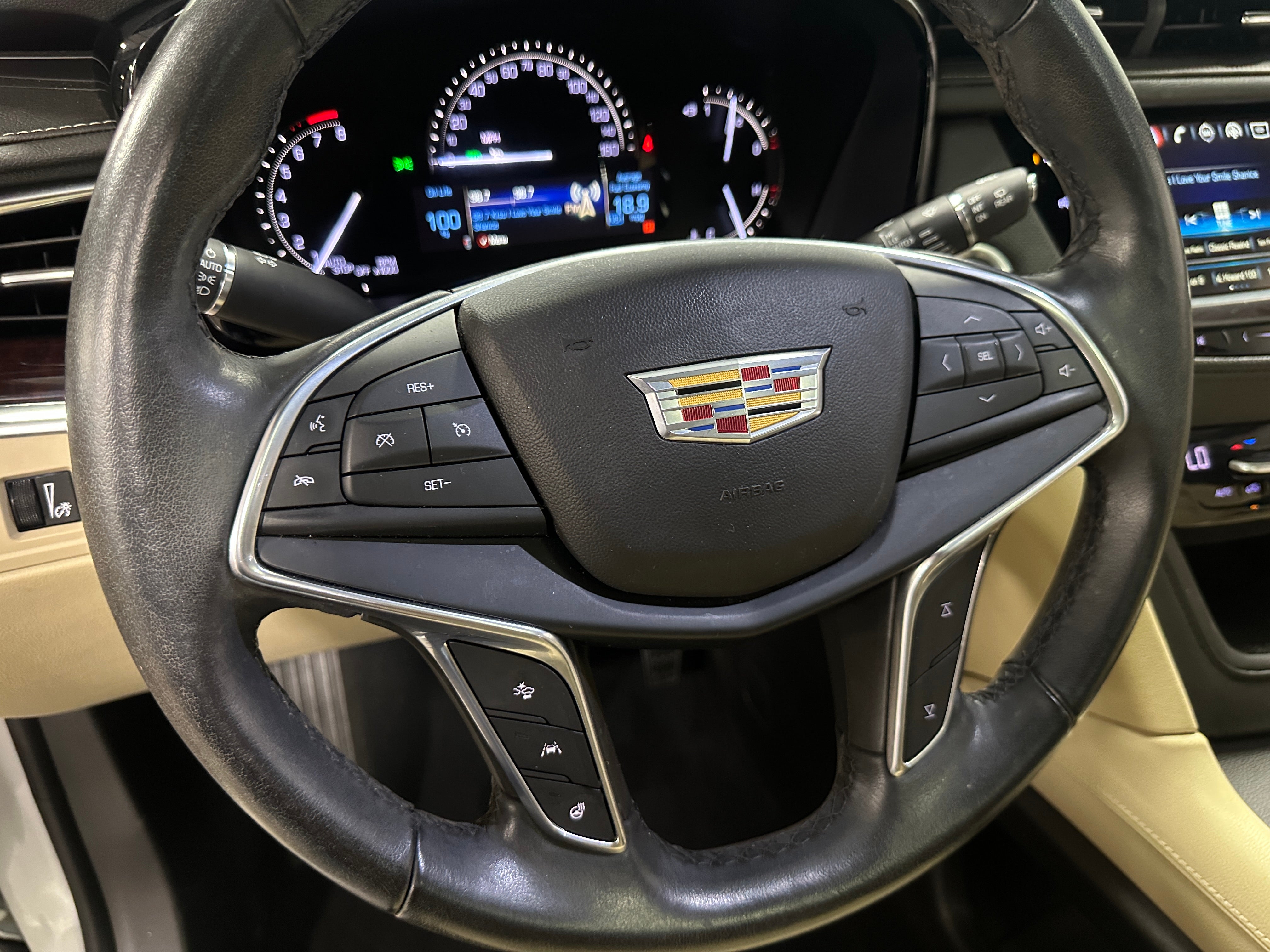 Thumbnail: 2019 Cadillac XT5 - 4