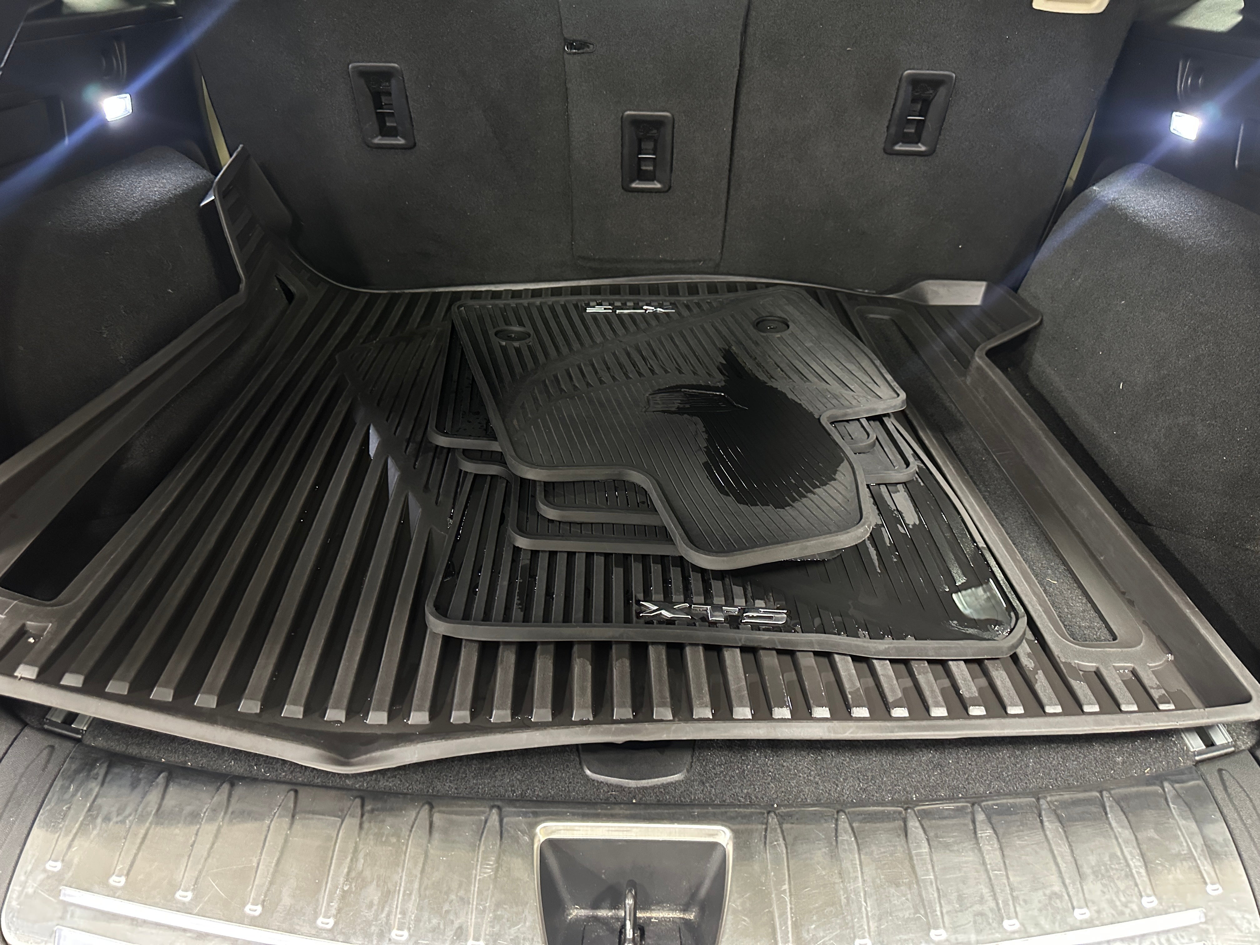 Thumbnail: 2019 Cadillac XT5 - 6
