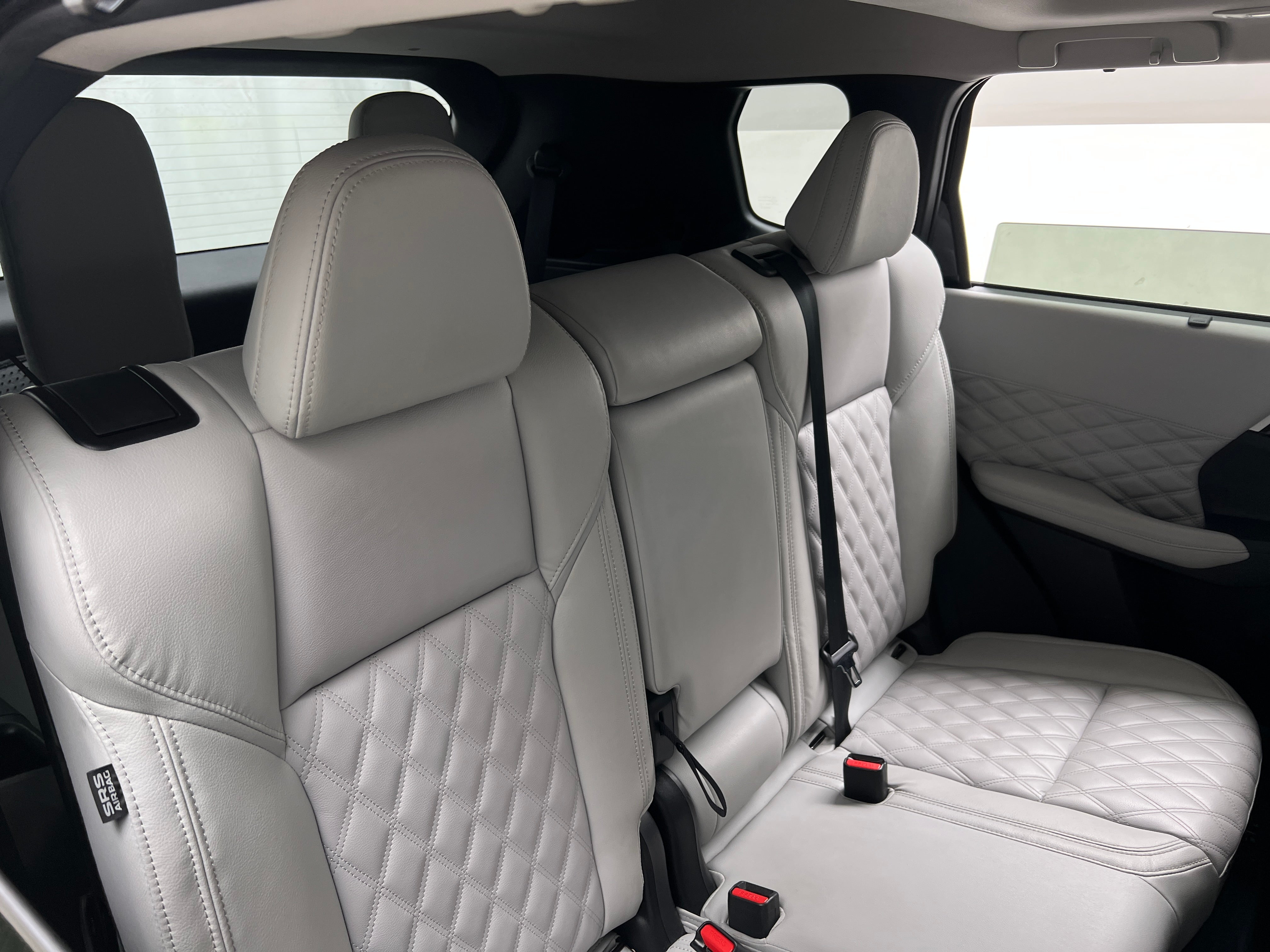 Thumbnail: 2024 Mitsubishi Outlander - 5