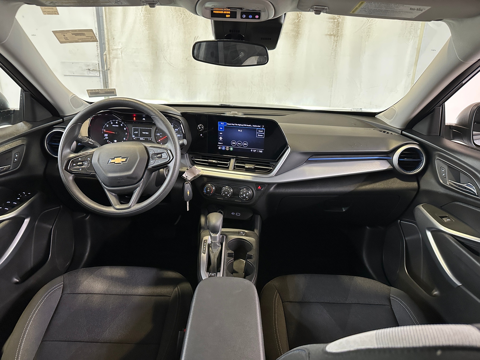 Thumbnail: 2025 Chevrolet Trax - 3
