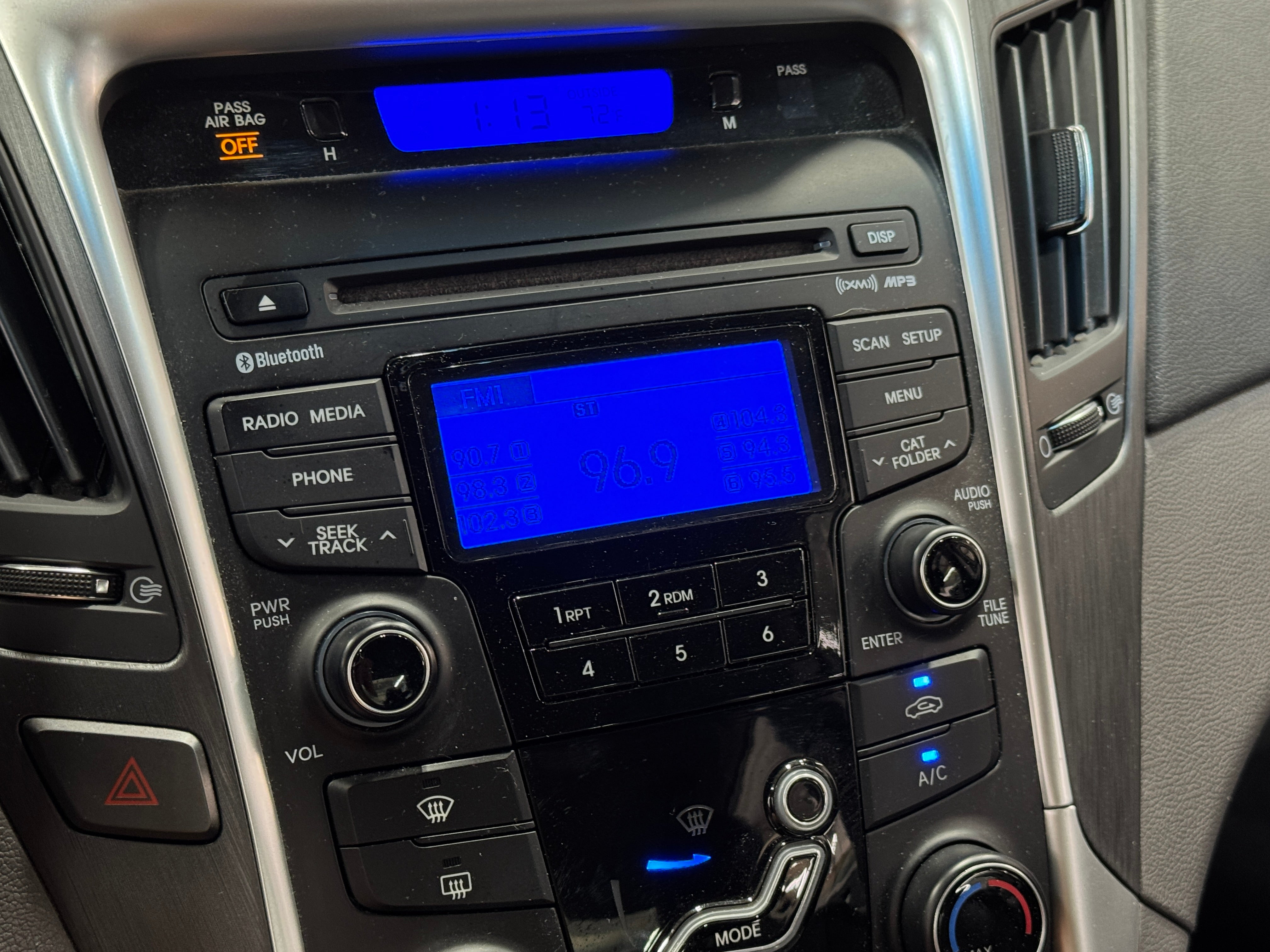 Thumbnail: 2012 Hyundai Sonata - 4