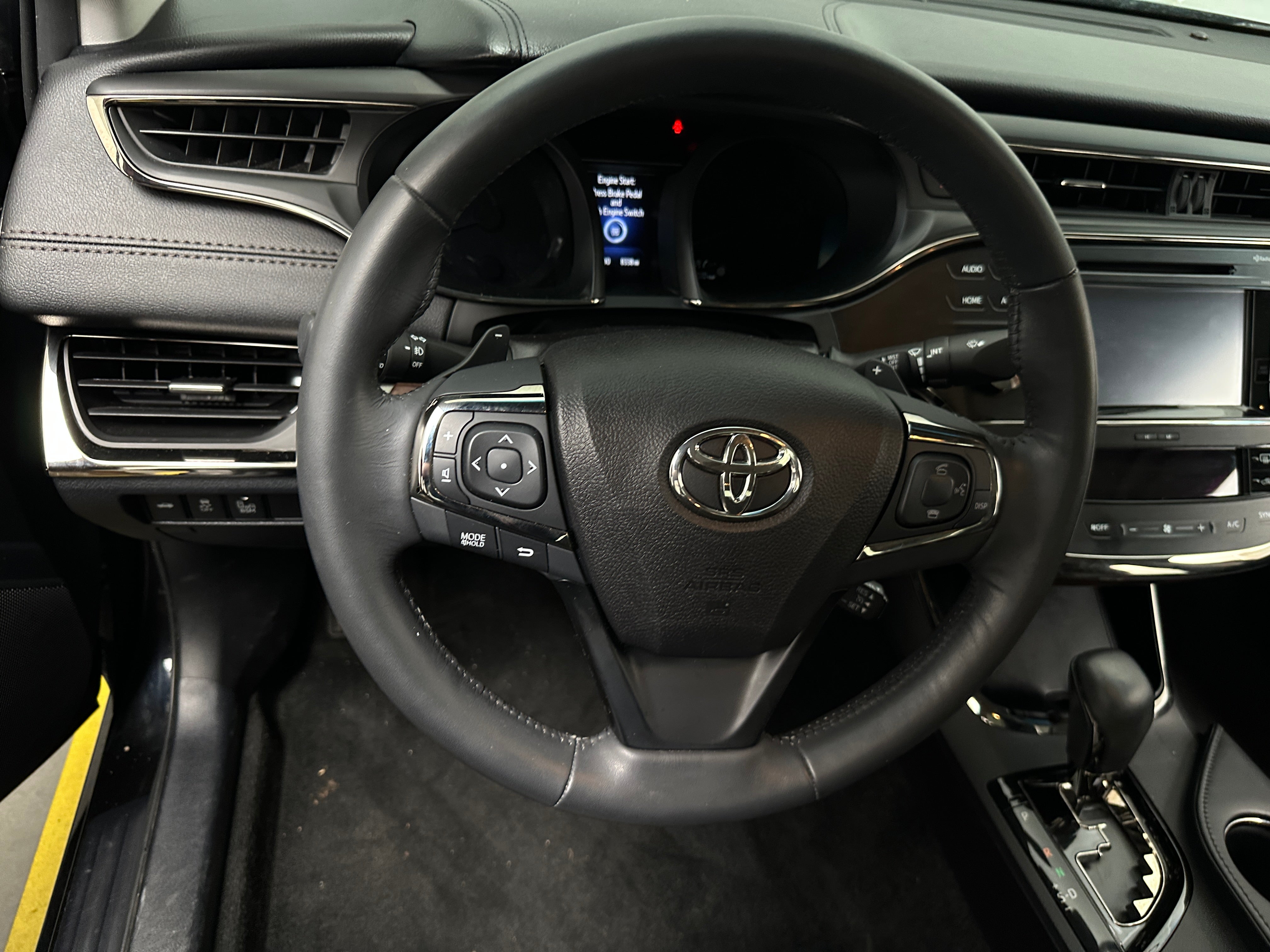 Thumbnail: 2015 Toyota Avalon - 4