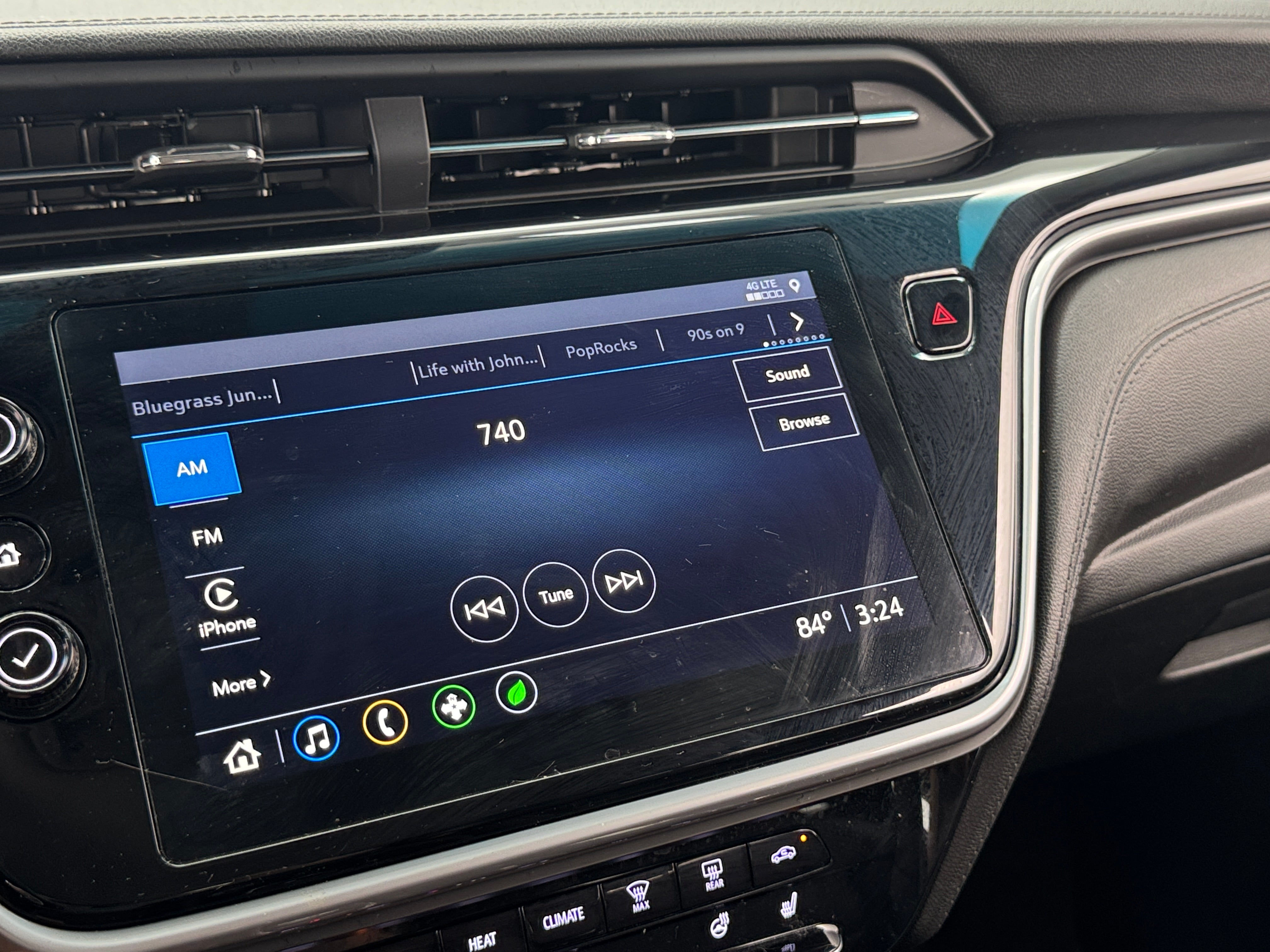 Thumbnail: 2022 Chevrolet Bolt EV - 3