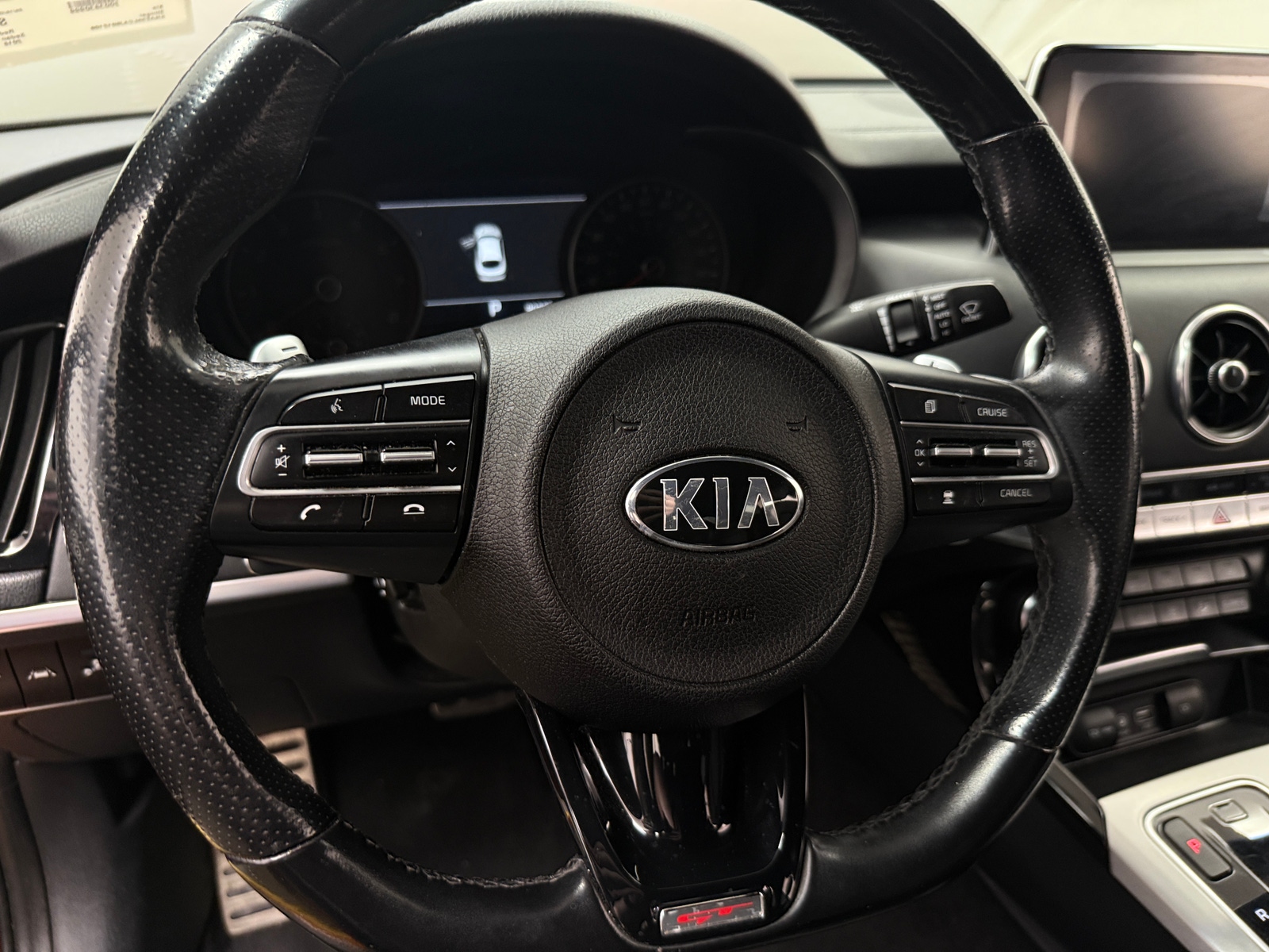 Thumbnail: 2018 Kia Stinger - 5