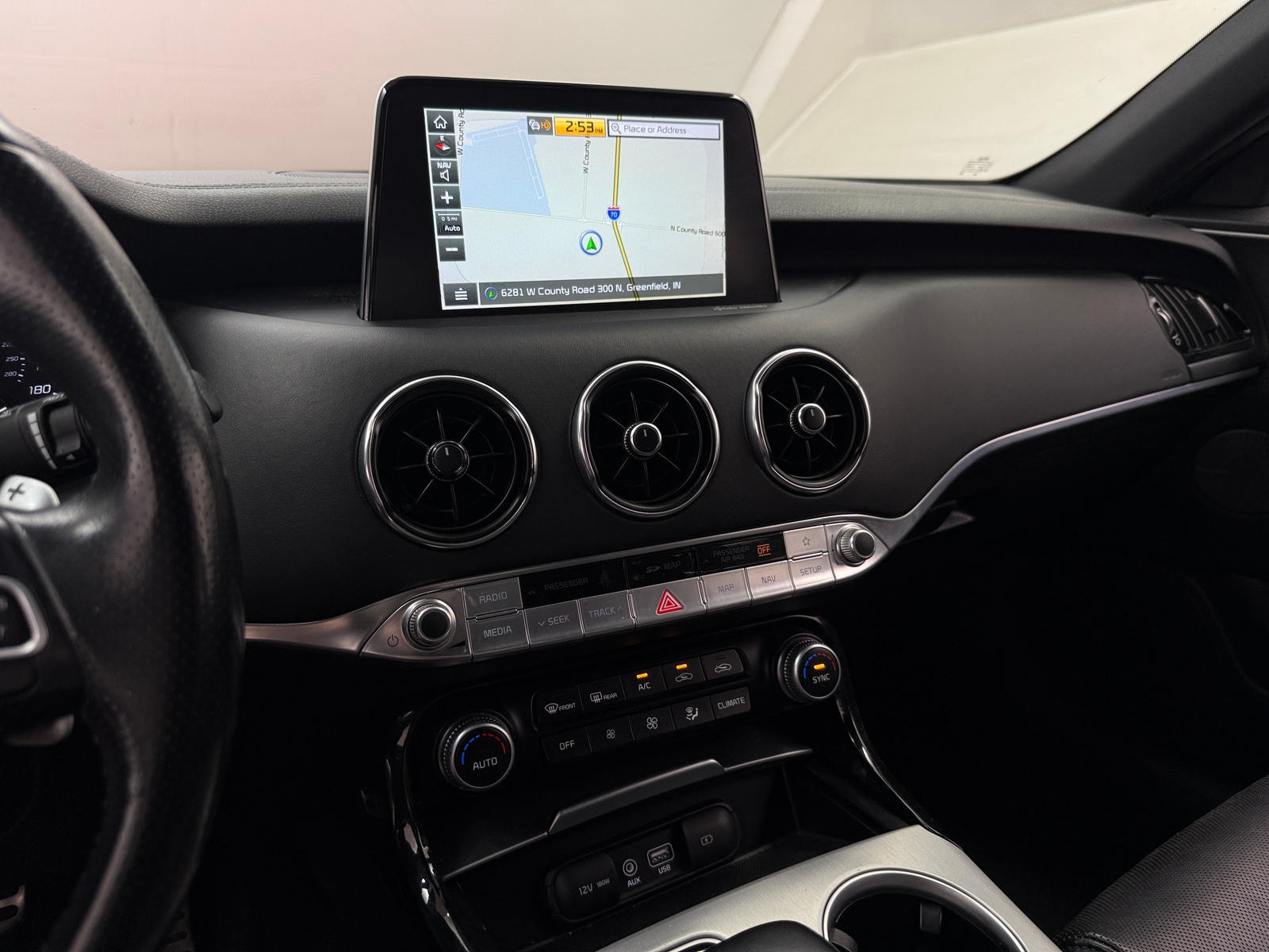 Thumbnail: 2018 Kia Stinger - 4