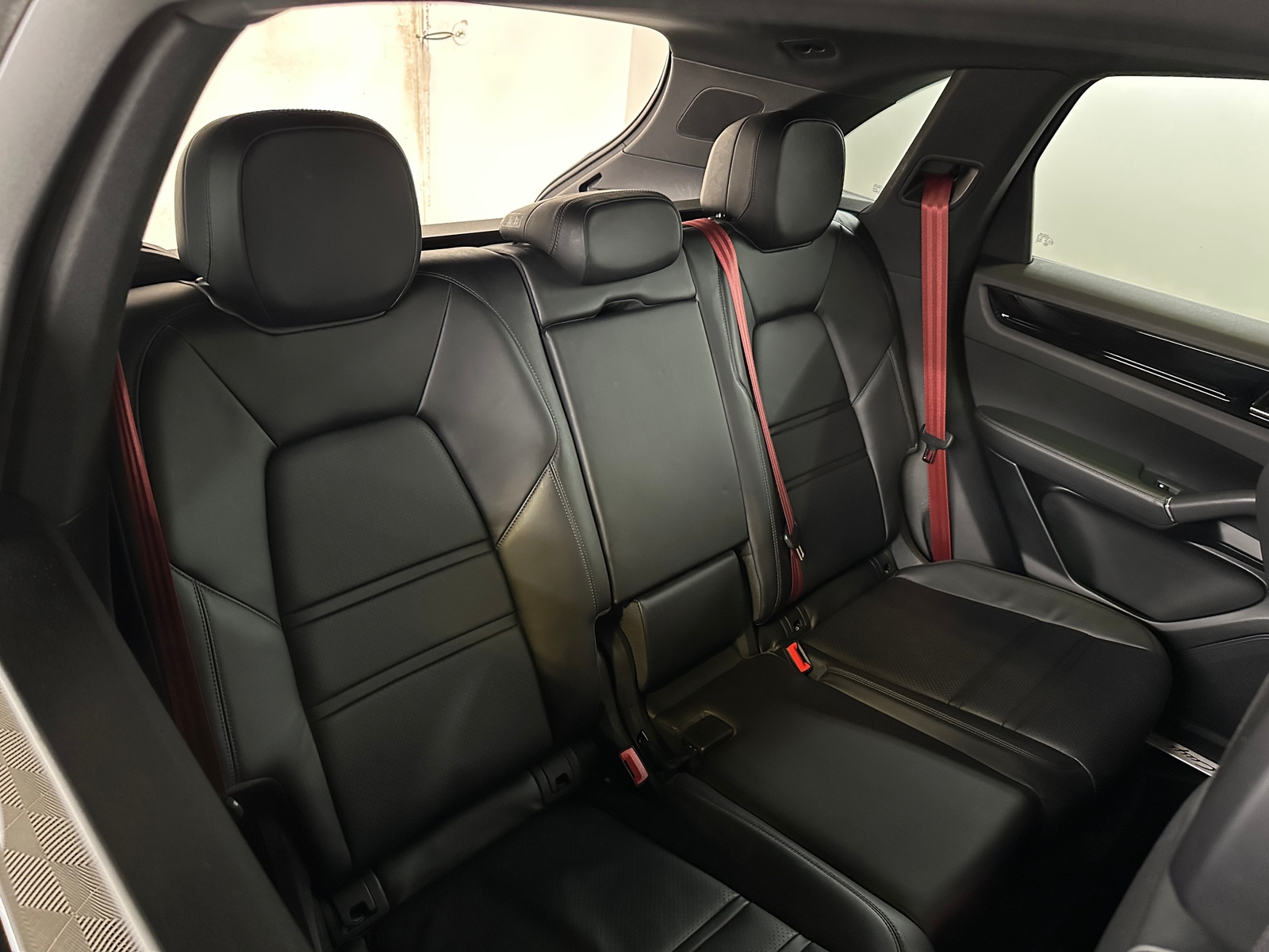 Thumbnail: 2019 Porsche Cayenne - 5