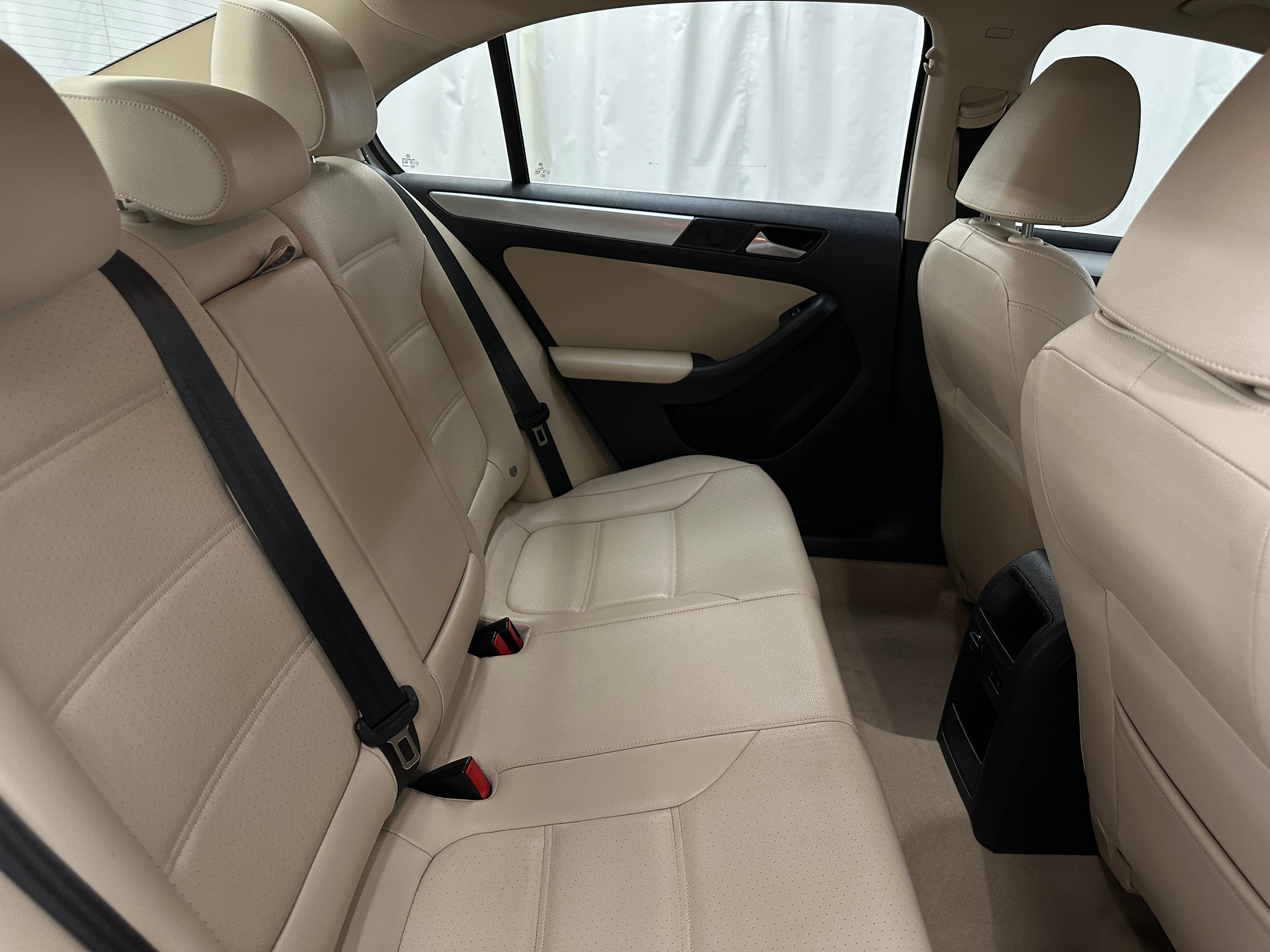 Thumbnail: 2014 Volkswagen Jetta - 6