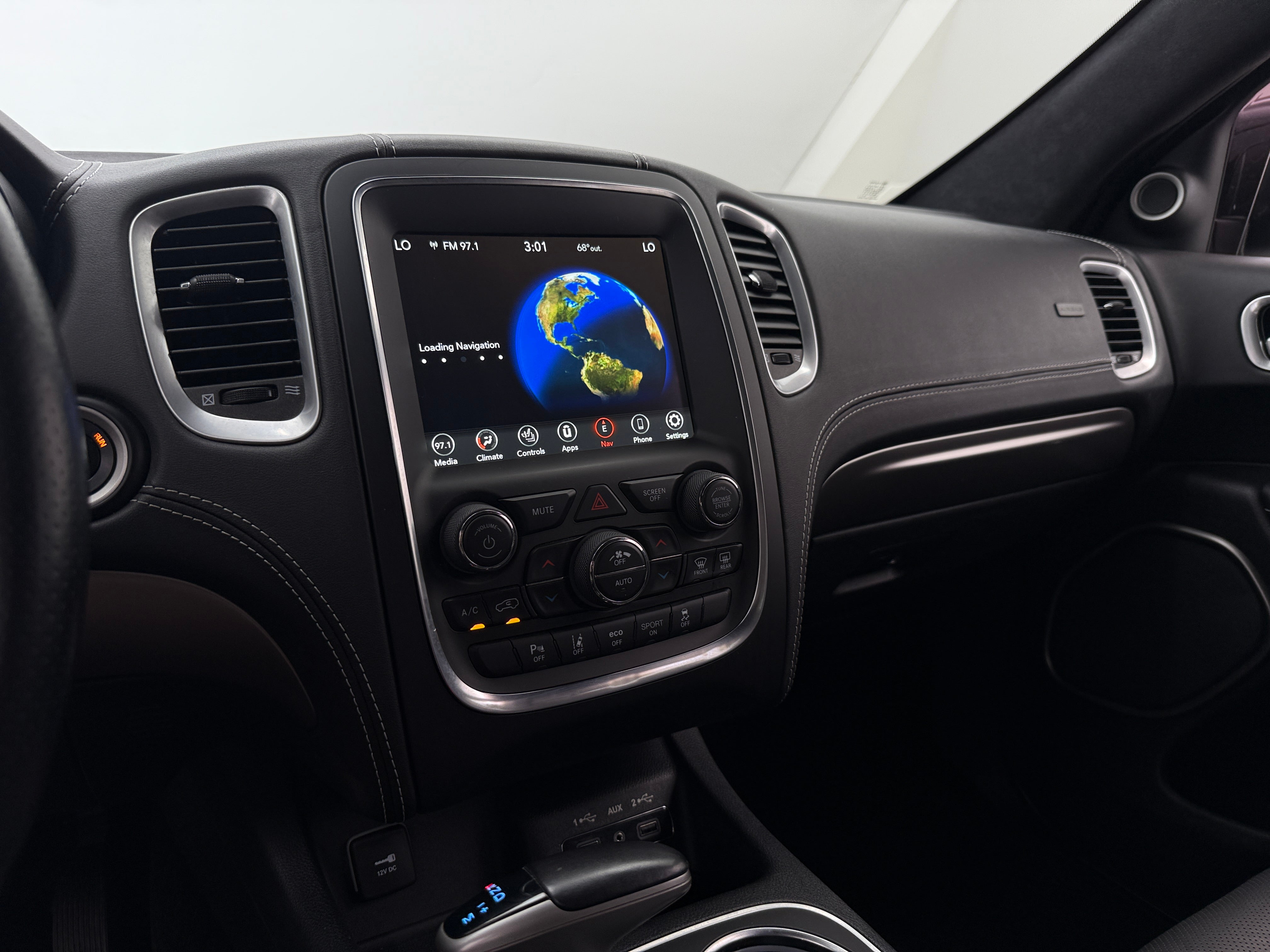 Thumbnail: 2018 Dodge Durango - 3