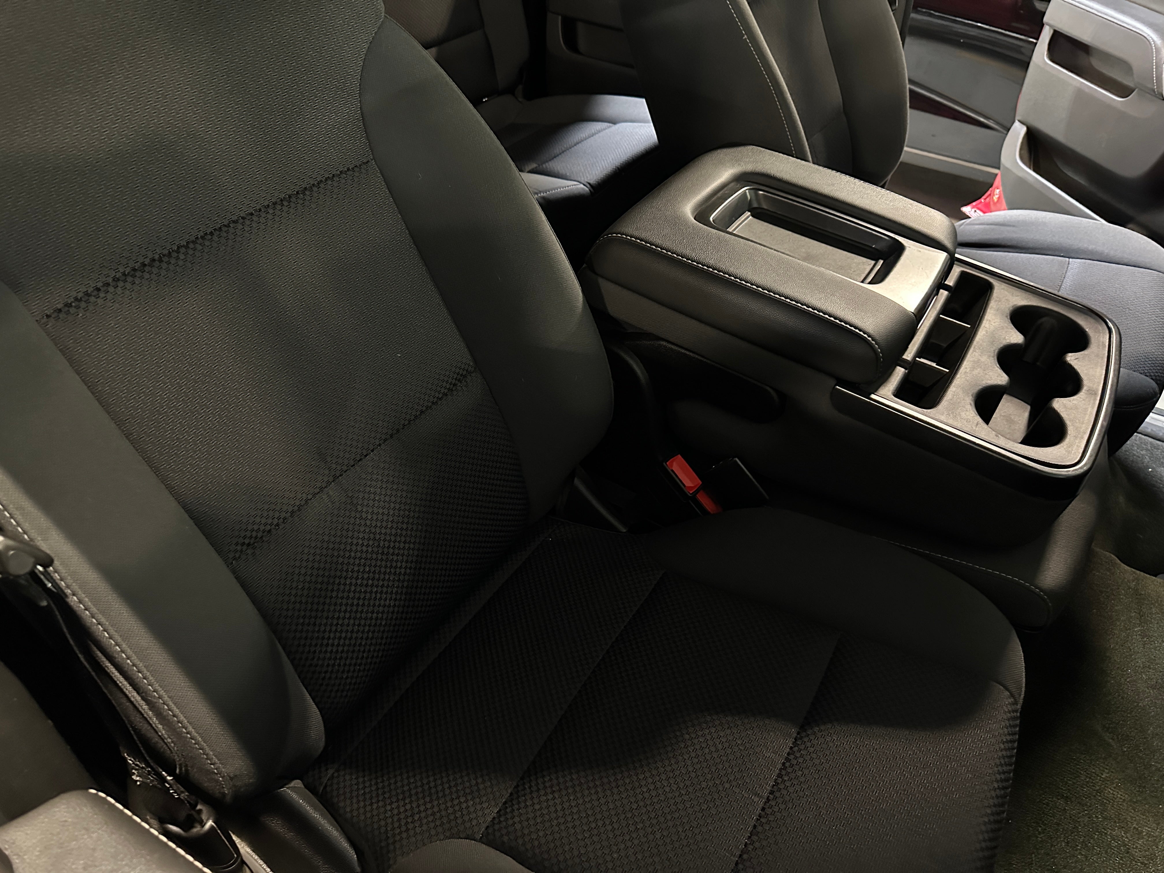 Thumbnail: 2018 Chevrolet Silverado 1500 - 2