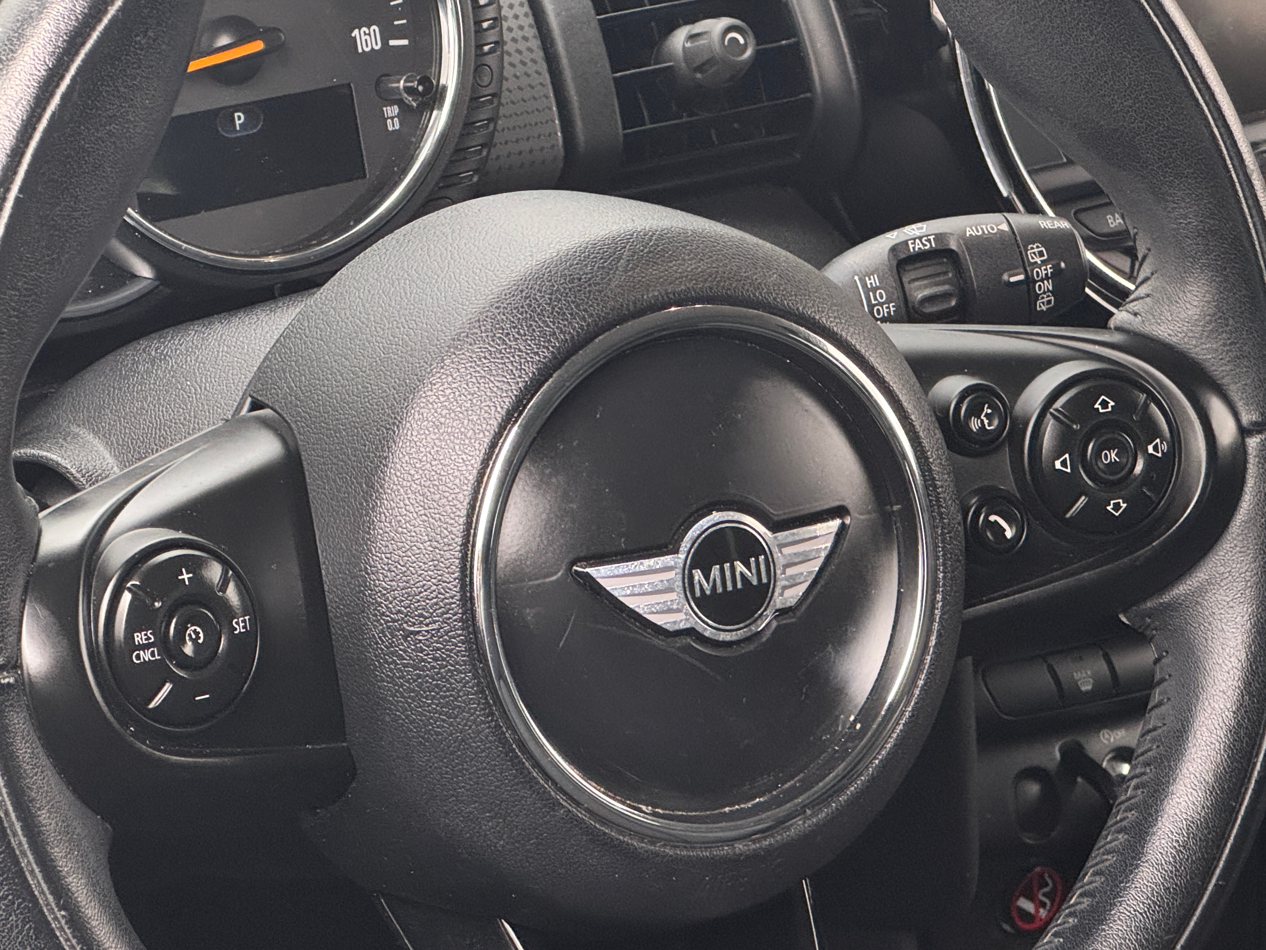 Thumbnail: 2017 MINI Cooper Hardtop - 3