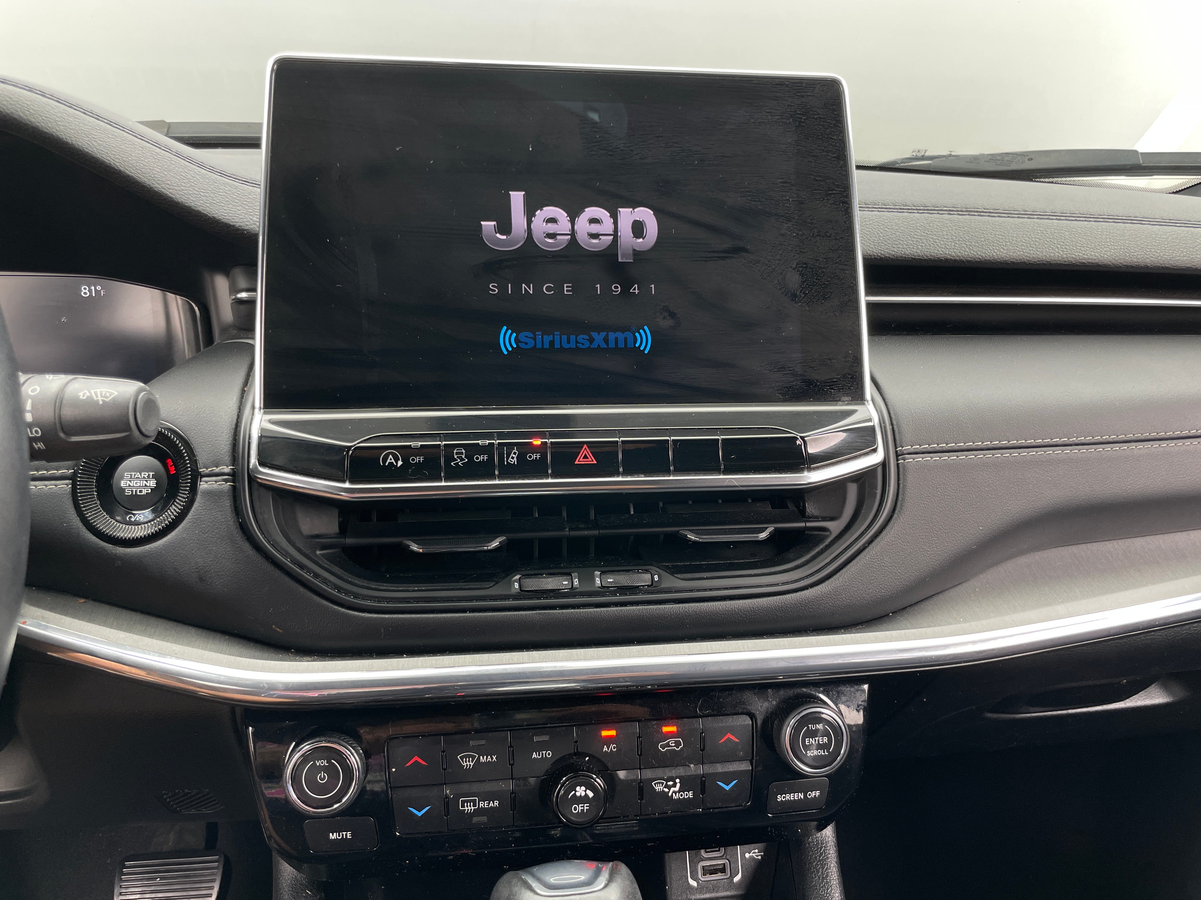 Thumbnail: 2022 Jeep Compass - 3