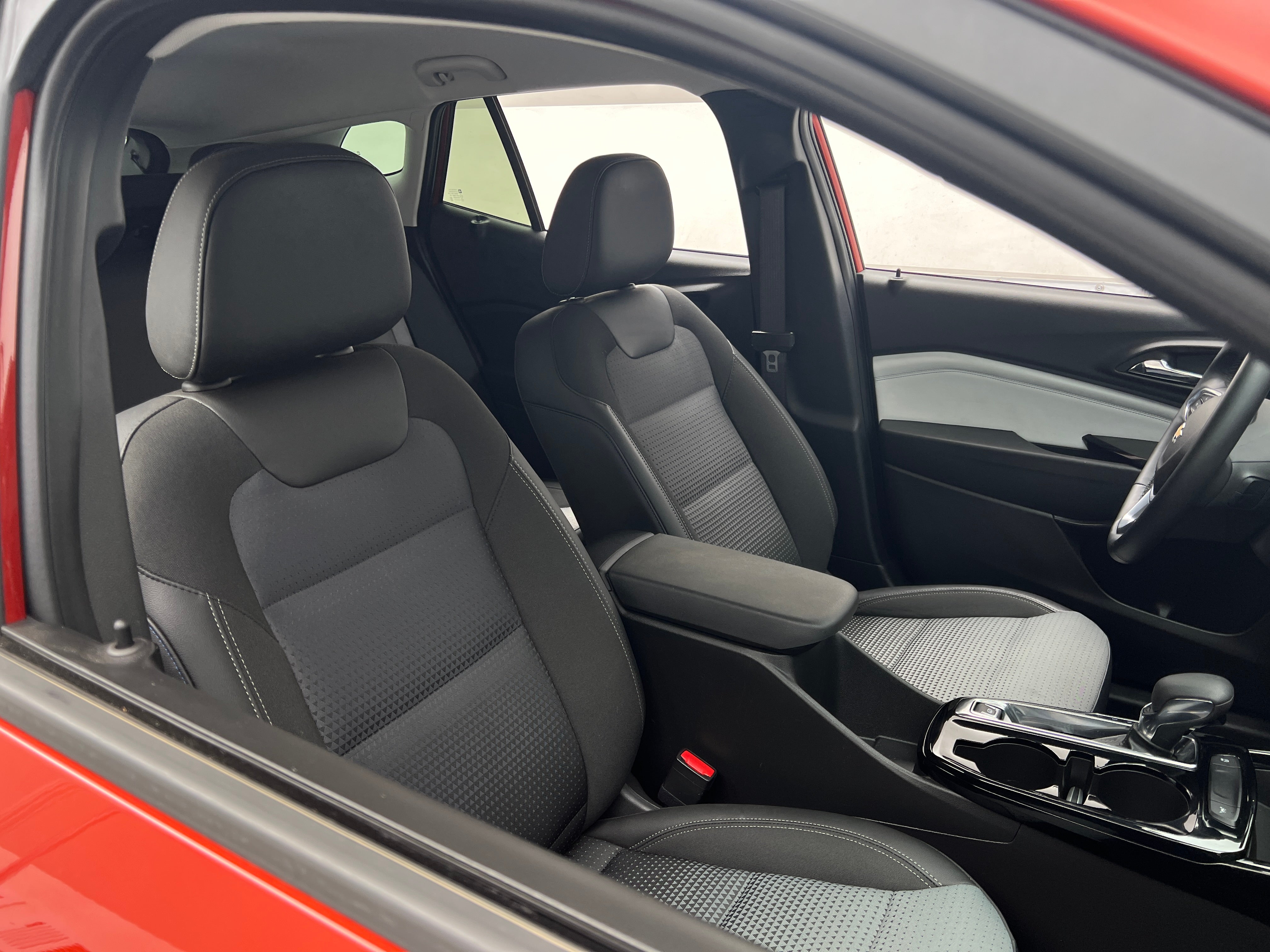 Thumbnail: 2024 Chevrolet Trax - 2