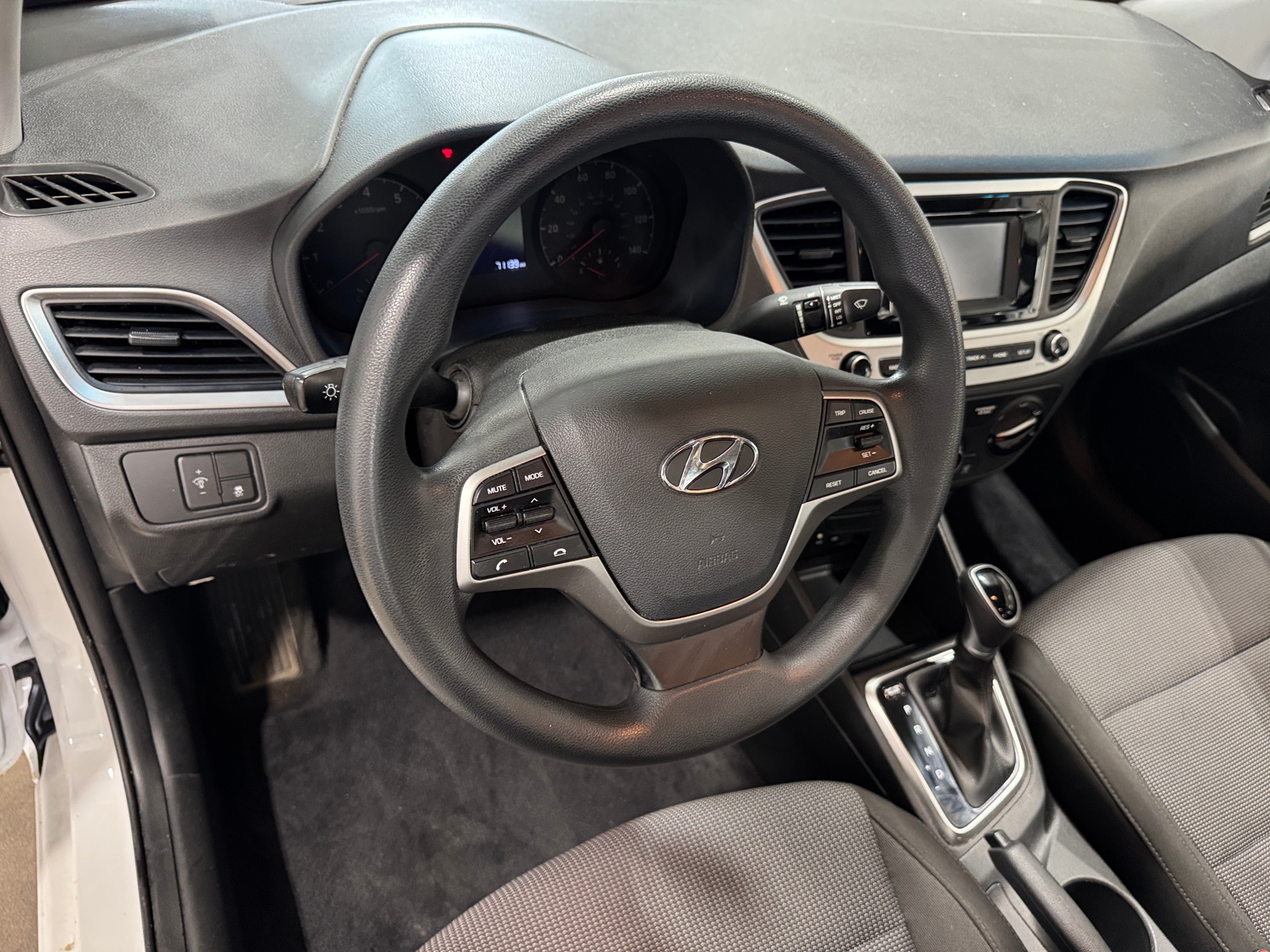 Thumbnail: 2018 Hyundai Accent - 3
