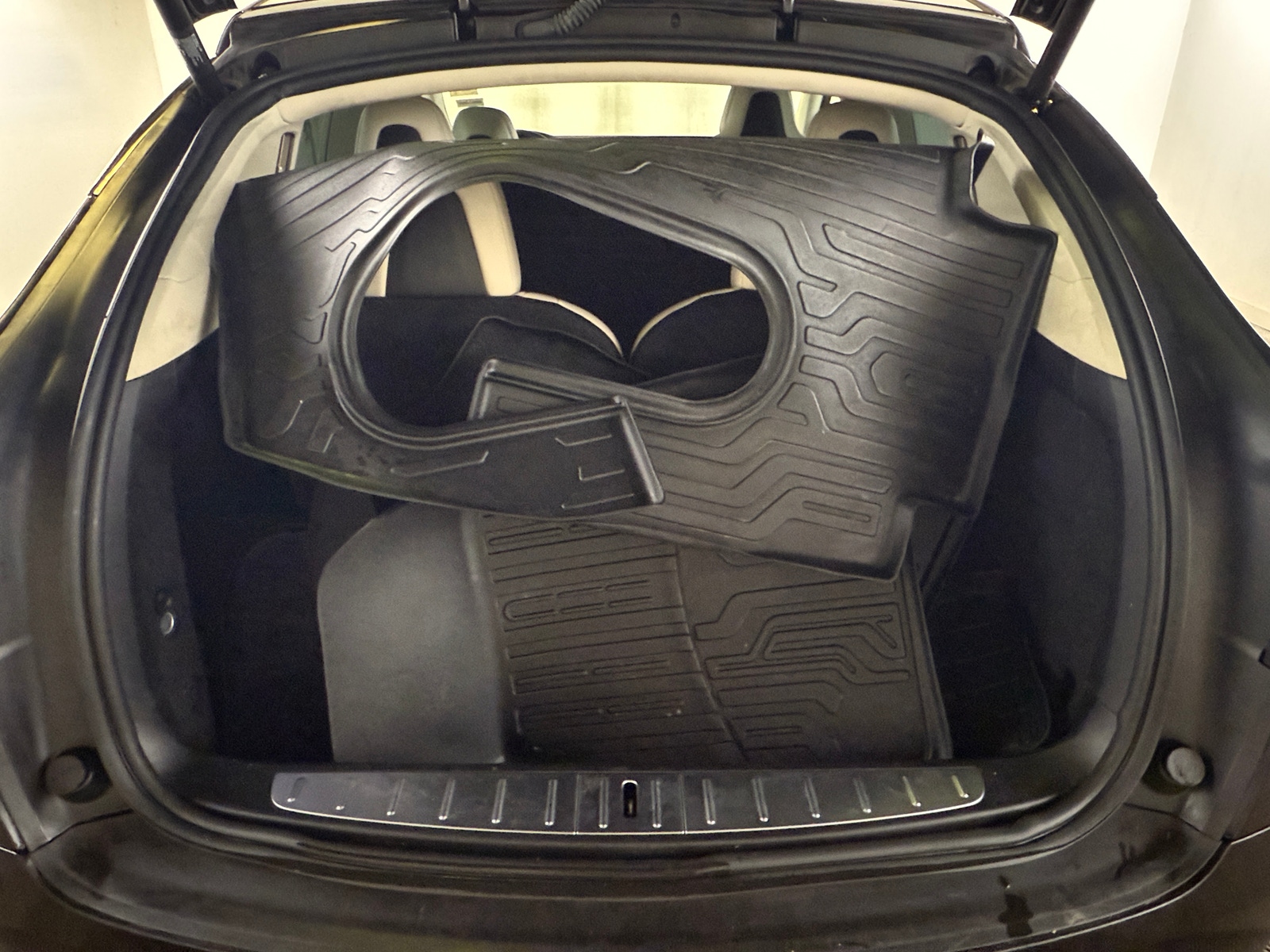 Thumbnail: 2018 Tesla Model X - 6