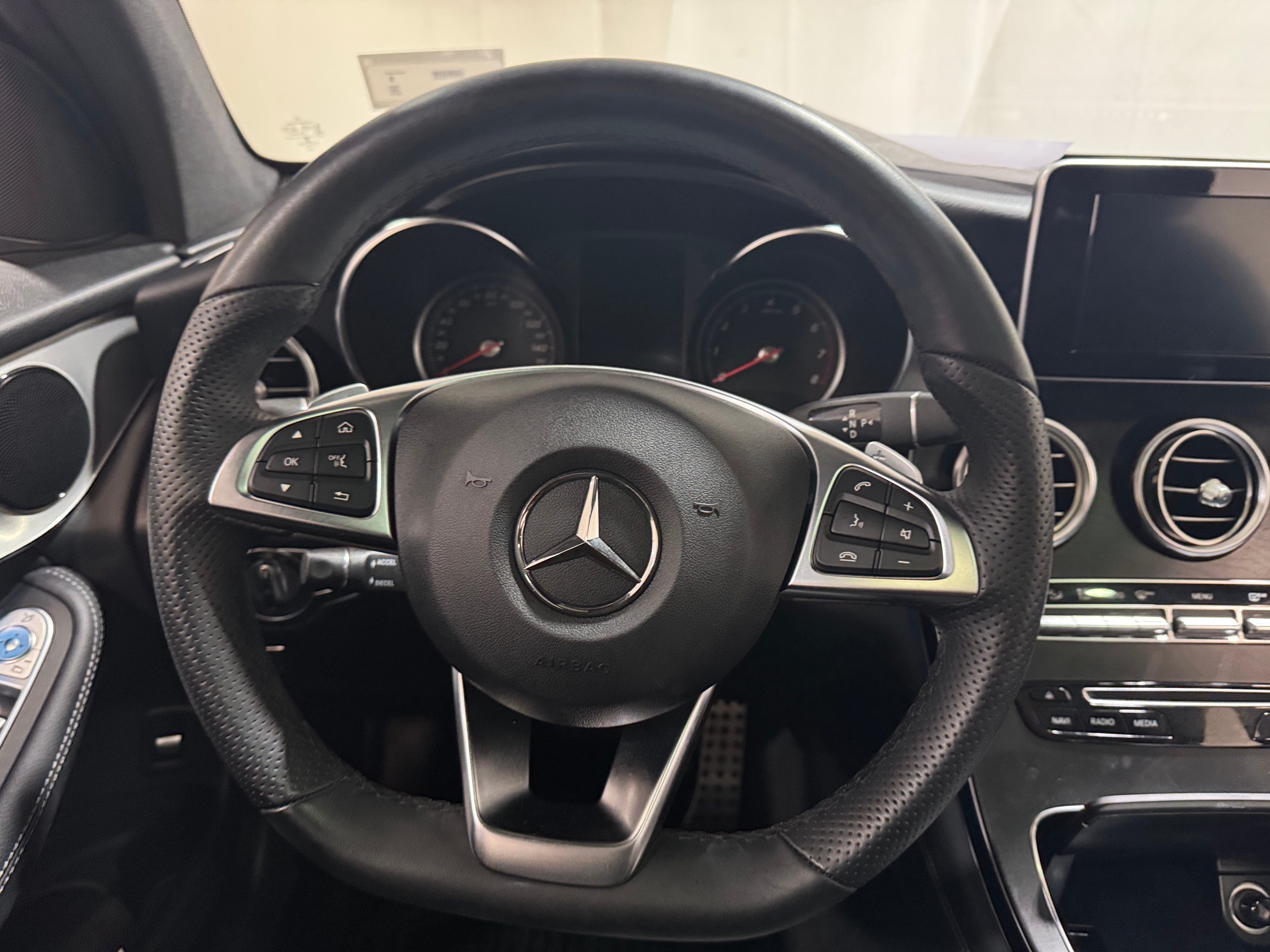 Thumbnail: 2019 Mercedes-Benz GLC - 4